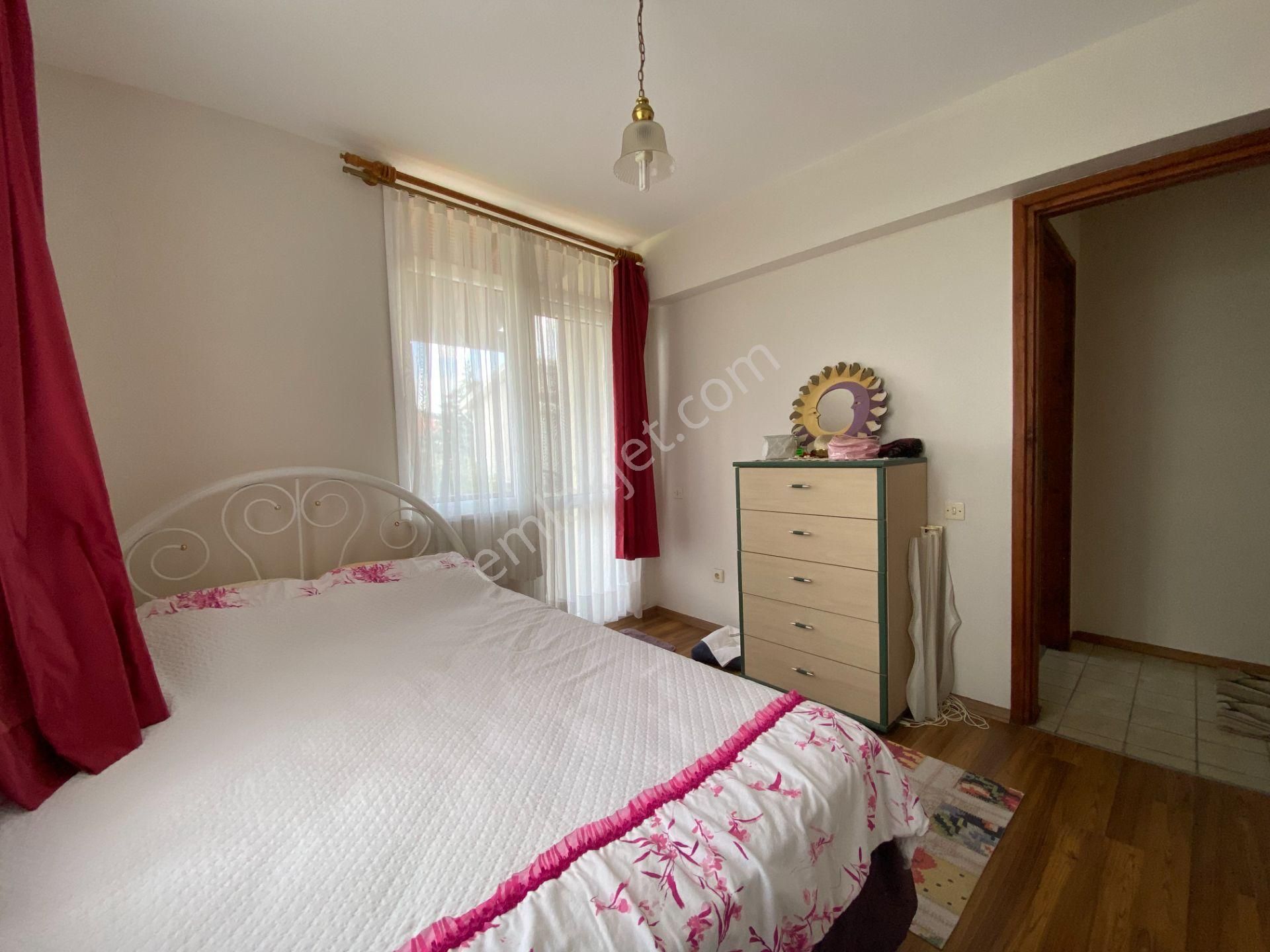 Saroz Körfezinde Denize Sıfır, Özel Koylu 4+1 Tripleks Villa - Görsel 12