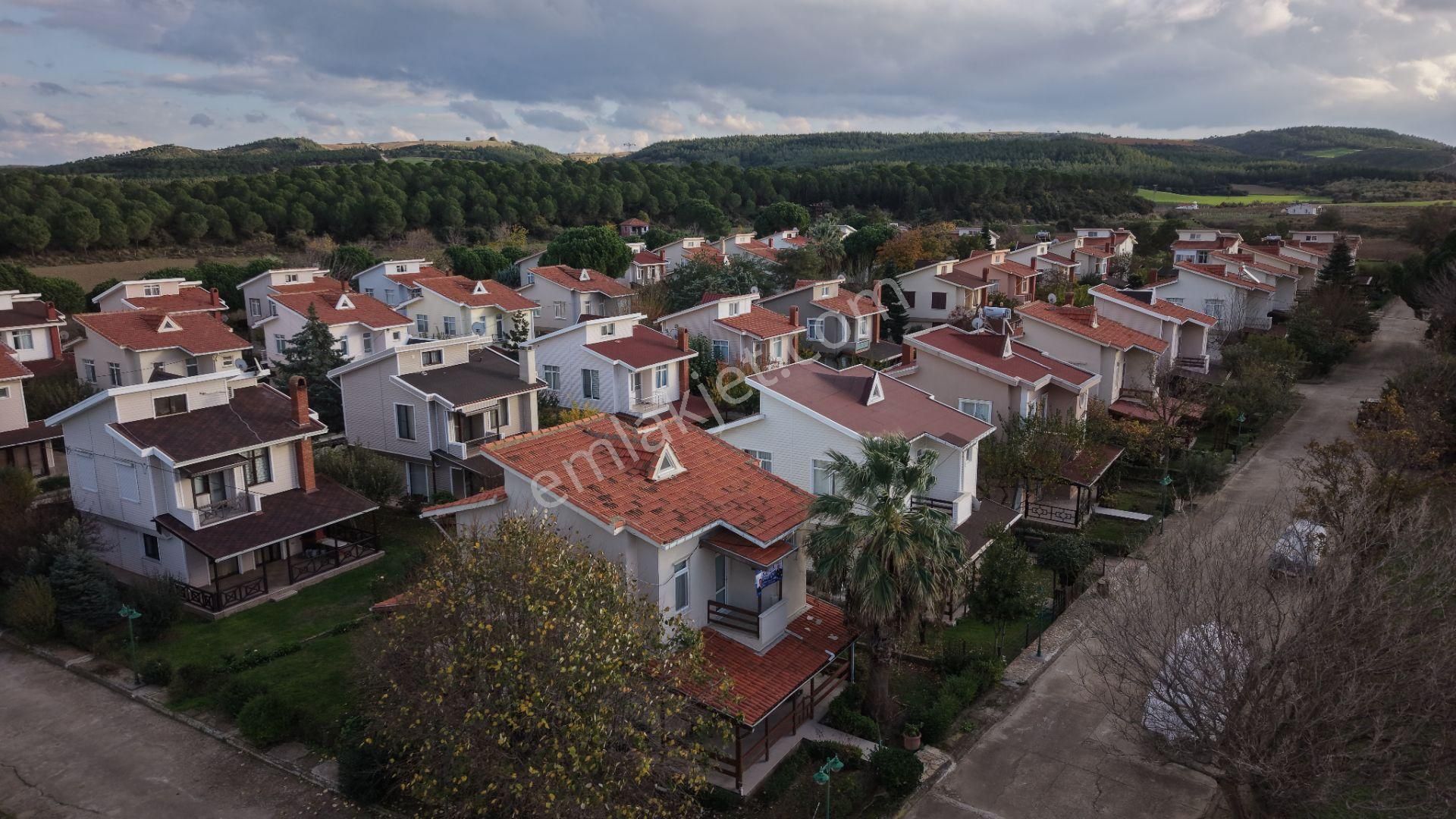 Saroz Körfezinde Denize Sıfır, Özel Koylu 4+1 Tripleks Villa - Görsel 31