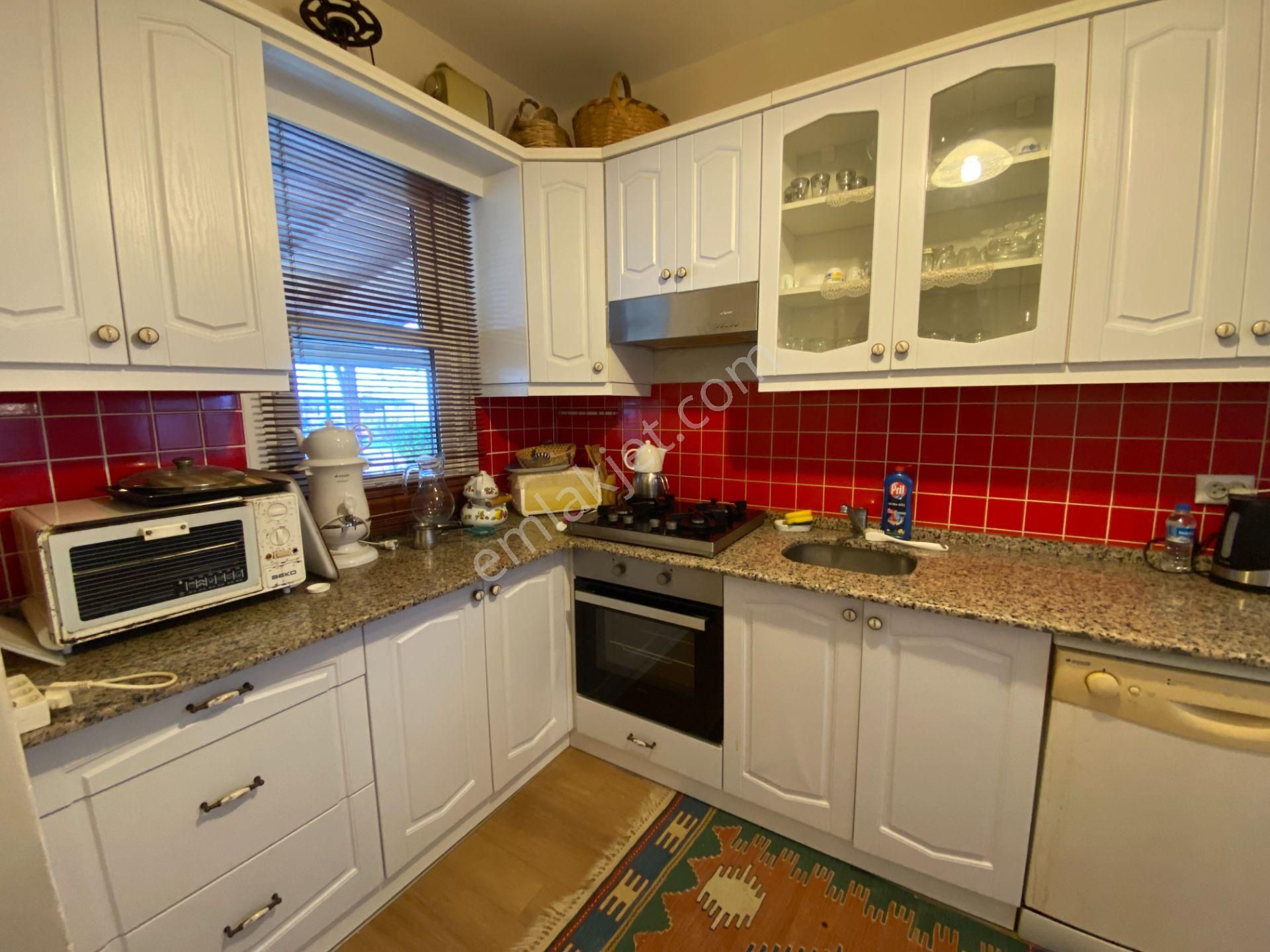 Saroz Körfezinde Denize Sıfır, Özel Koylu 4+1 Tripleks Villa - Görsel 10