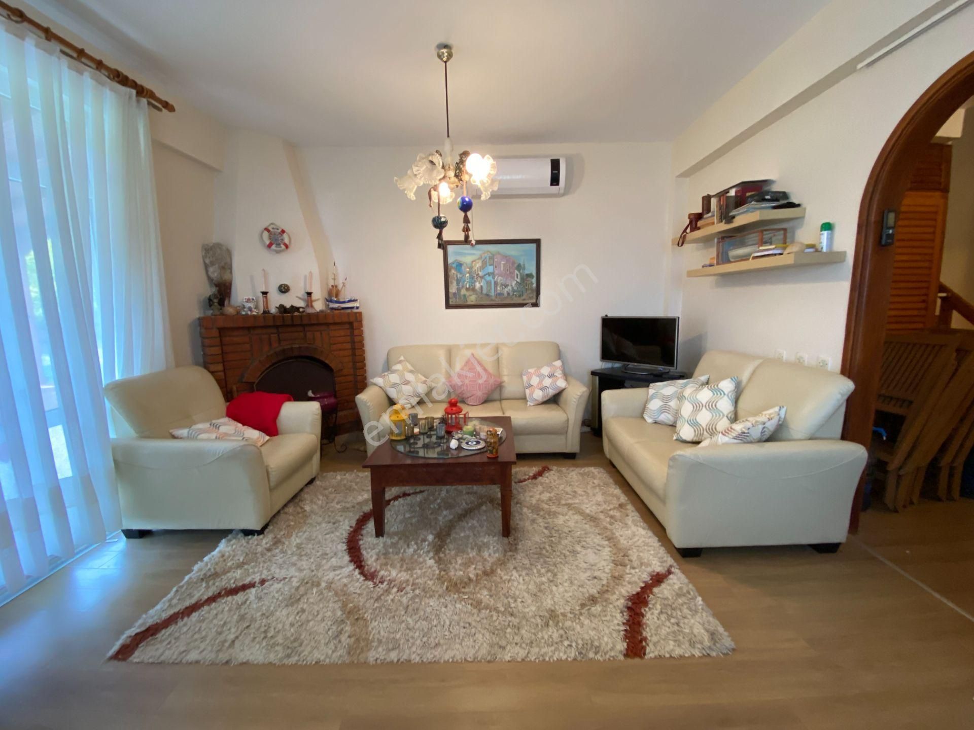 Saroz Körfezinde Denize Sıfır, Özel Koylu 4+1 Tripleks Villa - Görsel 7