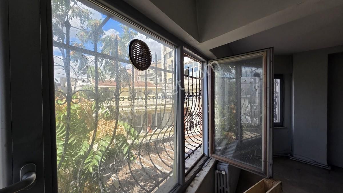 Bankalar Caddesi Prestij İş Merkezinde Kiralık 165 M2 Büro Ofis - Görsel 9