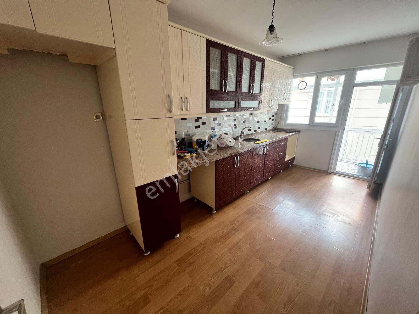 Dağıstan Gayrimenkulden Cennet Tepeüstünde 2+1 120m2 Arakat - Görsel 4