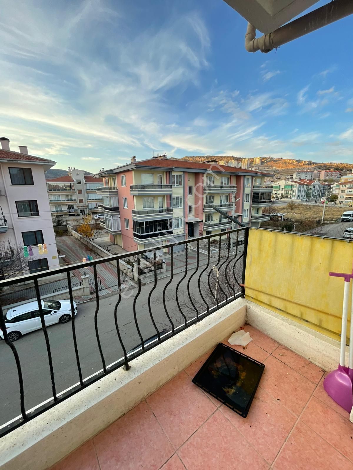 Afyon Üçok Emlaktan Kanlıca Mah Satılık 3+1 Temiz Bakımlı Daire - Görsel 14