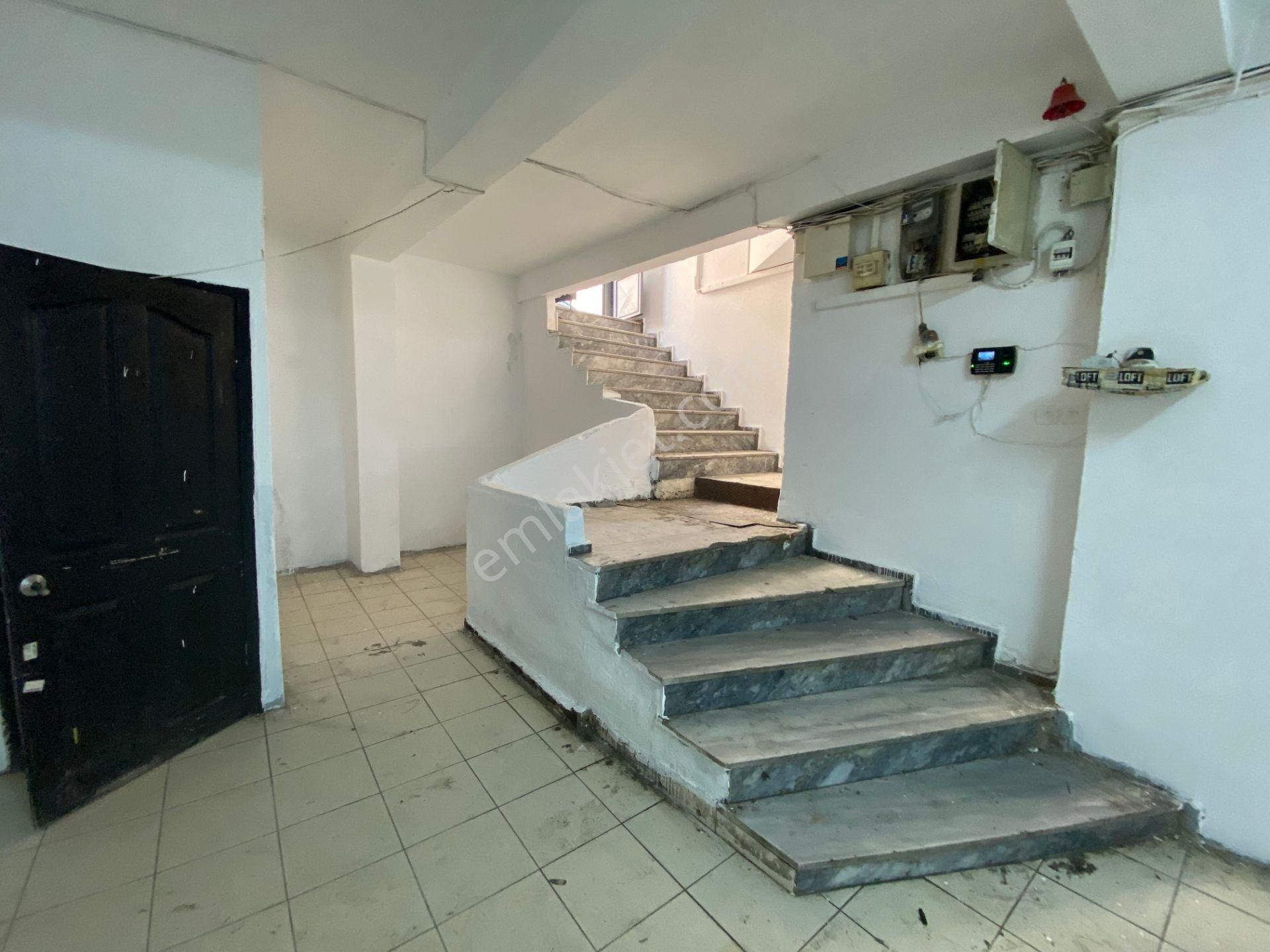 Avrupa Emlak Tan Esenler Davut Paşa Mah 250m² Kiralık Yarım Bodrum Dükkan,konfeksiyon Atölye,imalat - Görsel 7