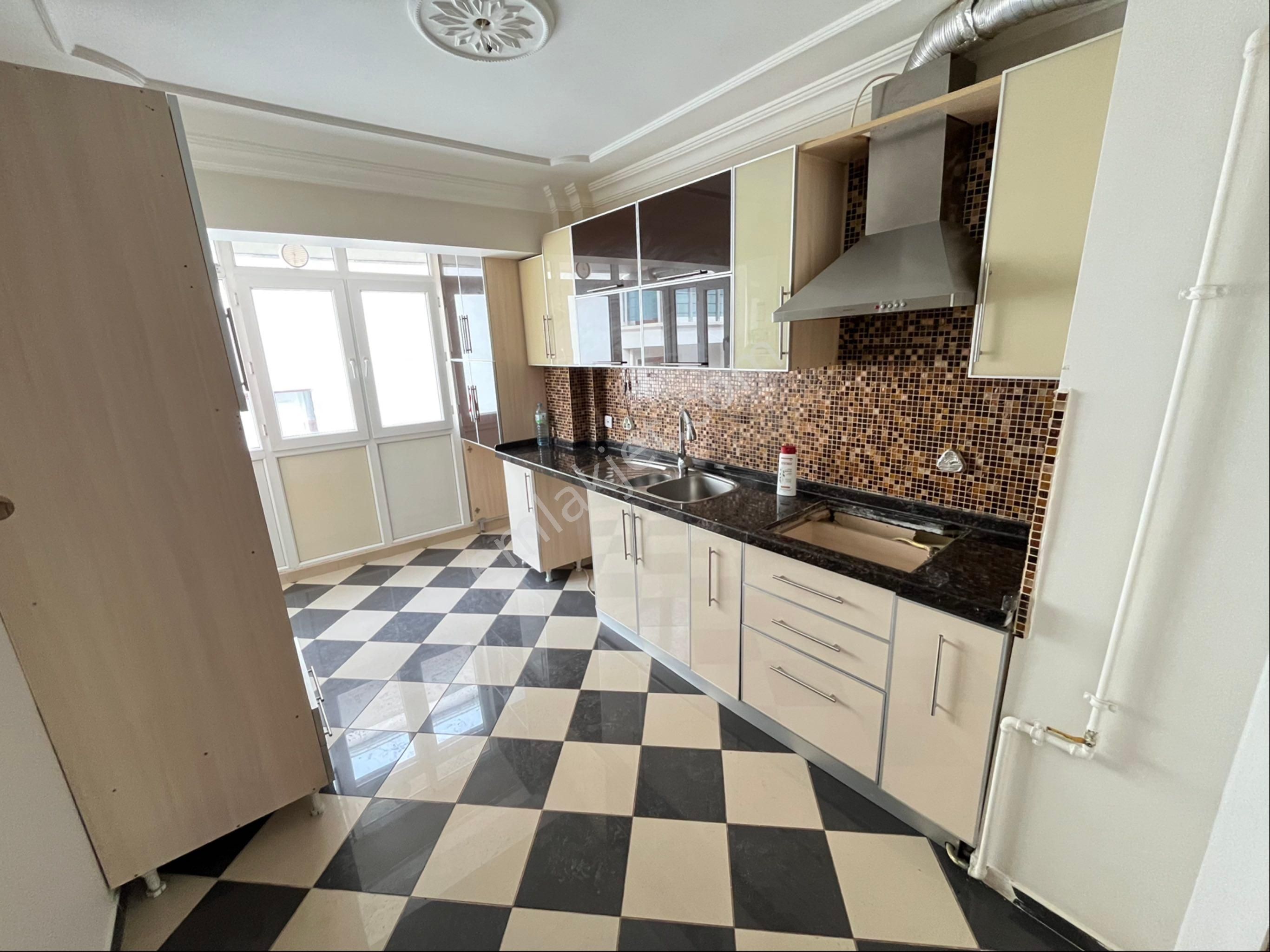 Tekin Emlaktan Full Yapılı Etlik Şehir Hastanesi Ve Antares Yakını Bağımsız Salon 3+1 Kiralık Daire