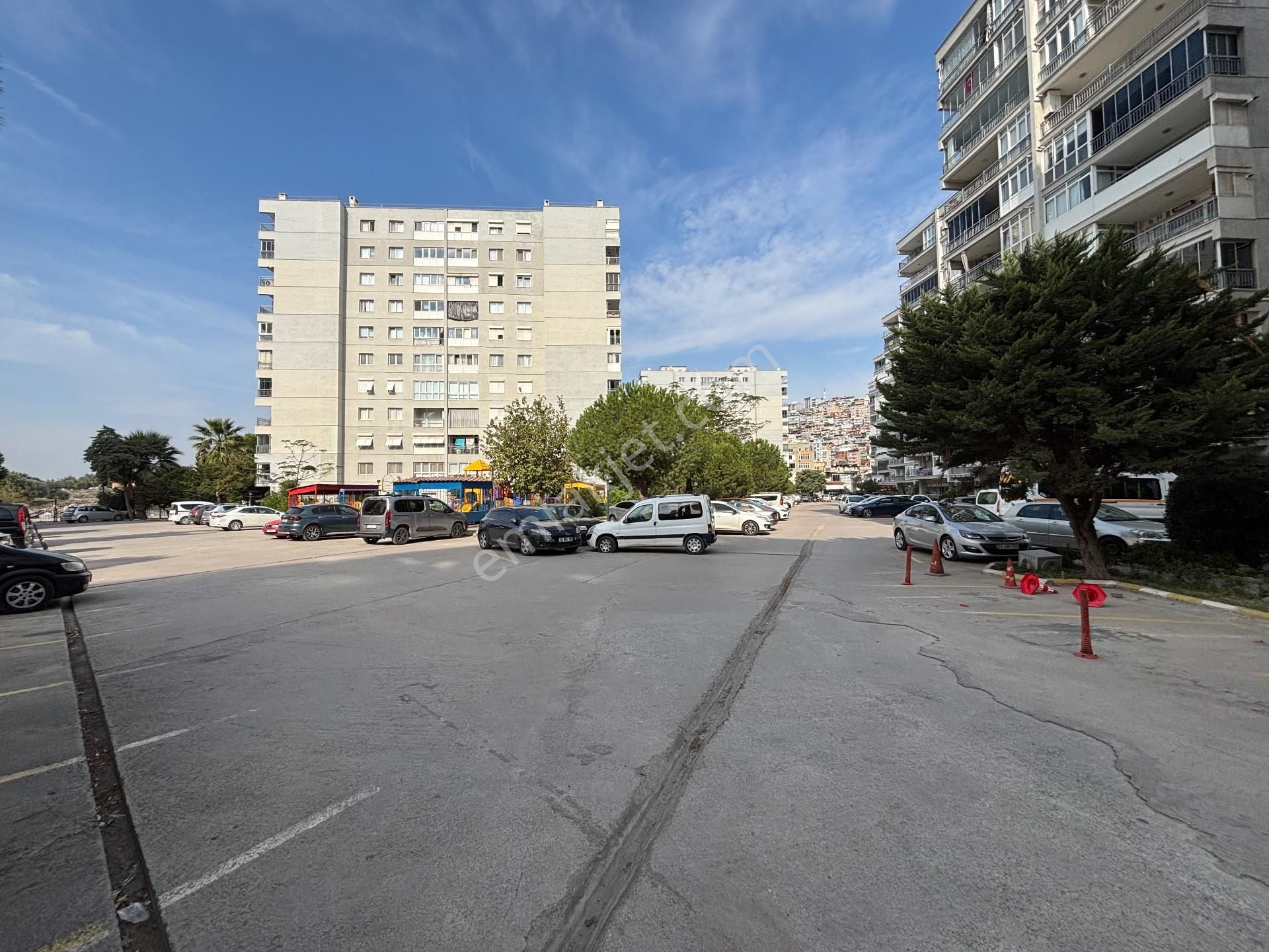 Locate'den Tepekule Mh. Site İçinde Tadilatlı Kiralık 3+1 Daire - Görsel 7