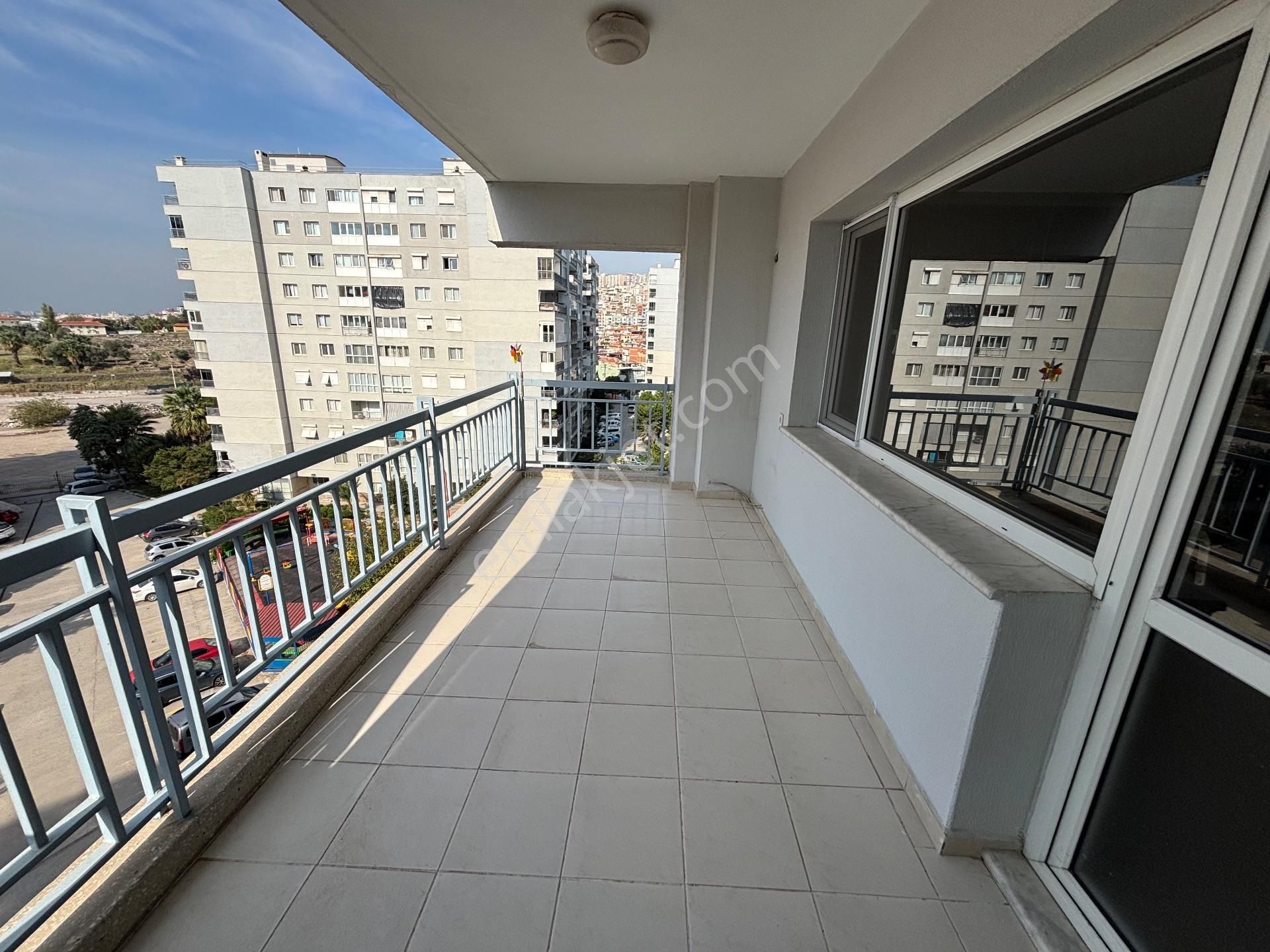 Locate'den Tepekule Mh. Site İçinde Tadilatlı Kiralık 3+1 Daire - Görsel 18