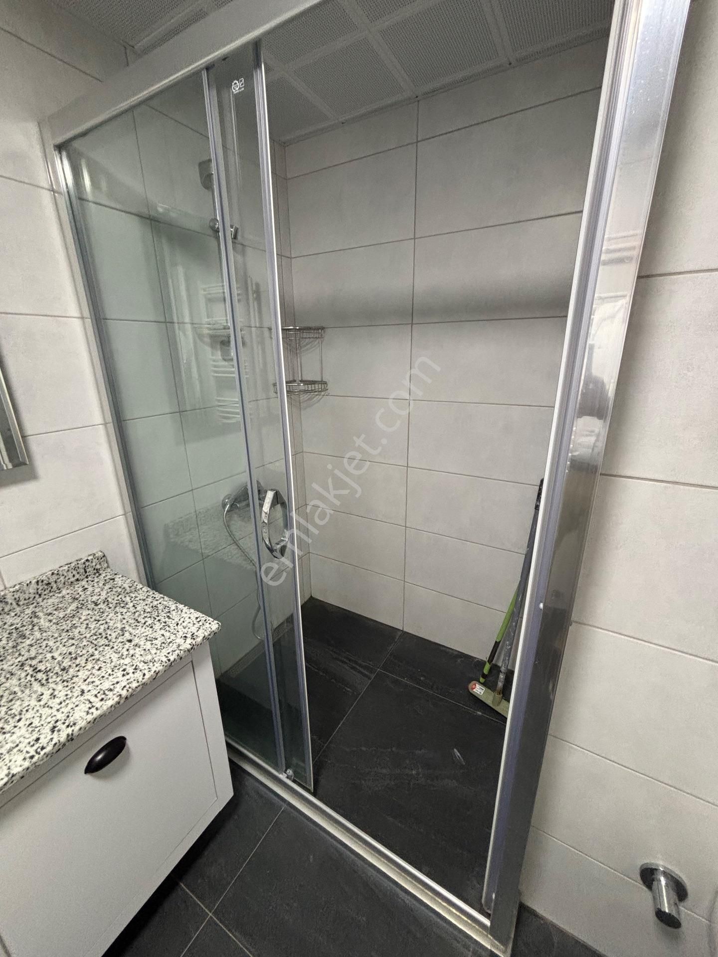 Locate'den Tepekule Mh. Site İçinde Tadilatlı Kiralık 3+1 Daire - Görsel 32