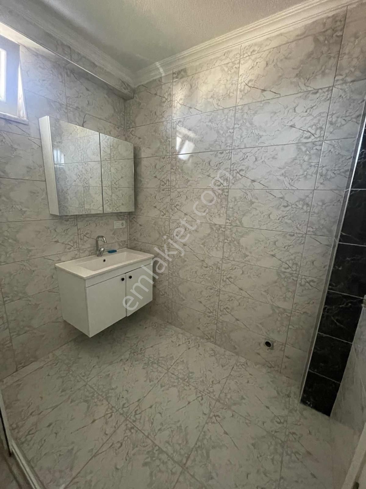 Merkezi Konum Geniş Kullanım 2 Wc Li Ara Kat 2 Balkonlu Daire - Görsel 14
