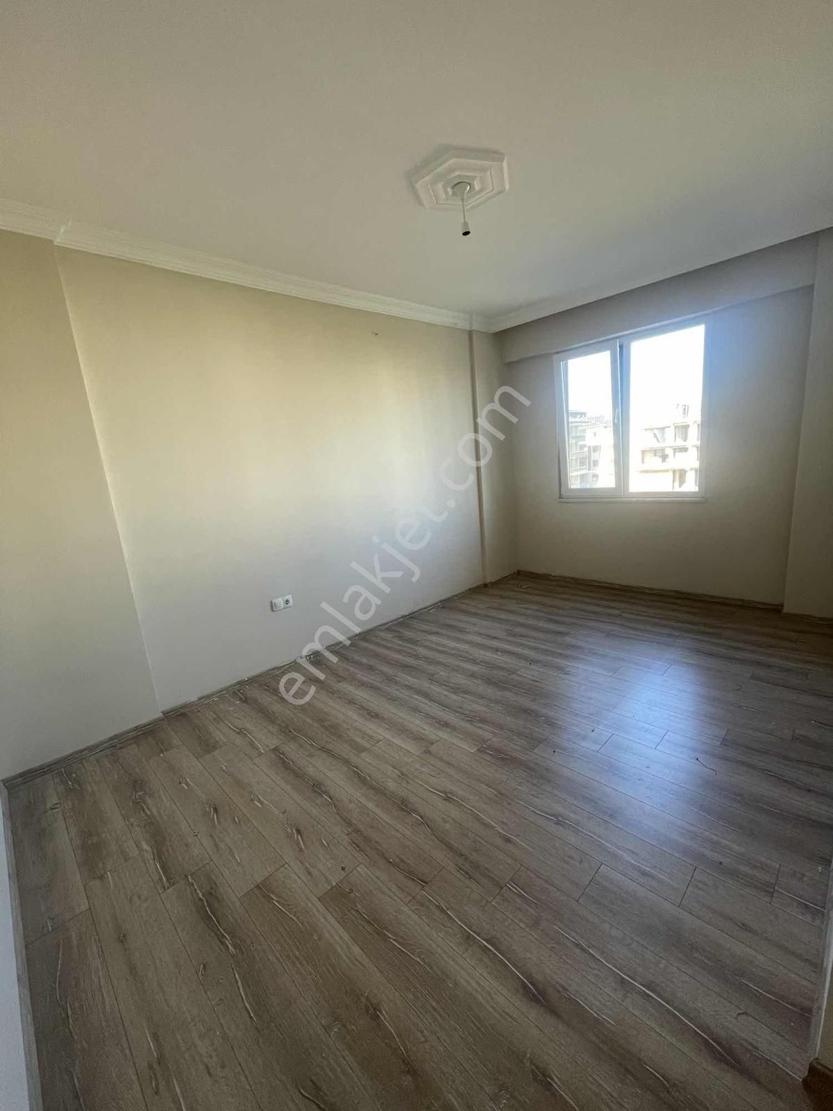 Merkezi Konum Geniş Kullanım 2 Wc Li Ara Kat 2 Balkonlu Daire - Görsel 2