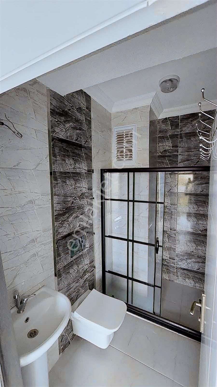 Efe Emlaktan Kiralık Çok Geniş Ebeveyn Banyolu 2+1 - Görsel 8