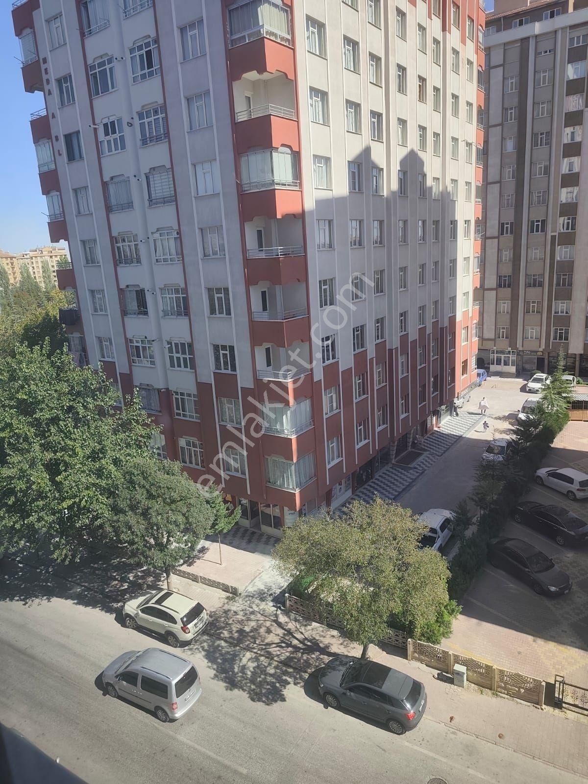 İl Jandarma Karşısında Arakat Asansörlü 2+1 Satılık Daire - Görsel 10