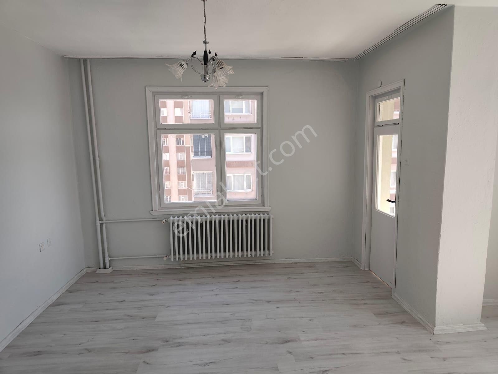 İl Jandarma Karşısında Arakat Asansörlü 2+1 Satılık Daire - Görsel 17