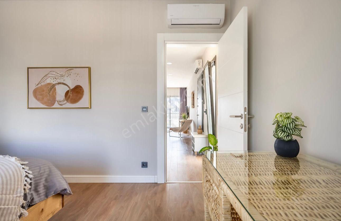 Bitez'de Site İçi, Eşyalı Satılık Daire - Görsel 30