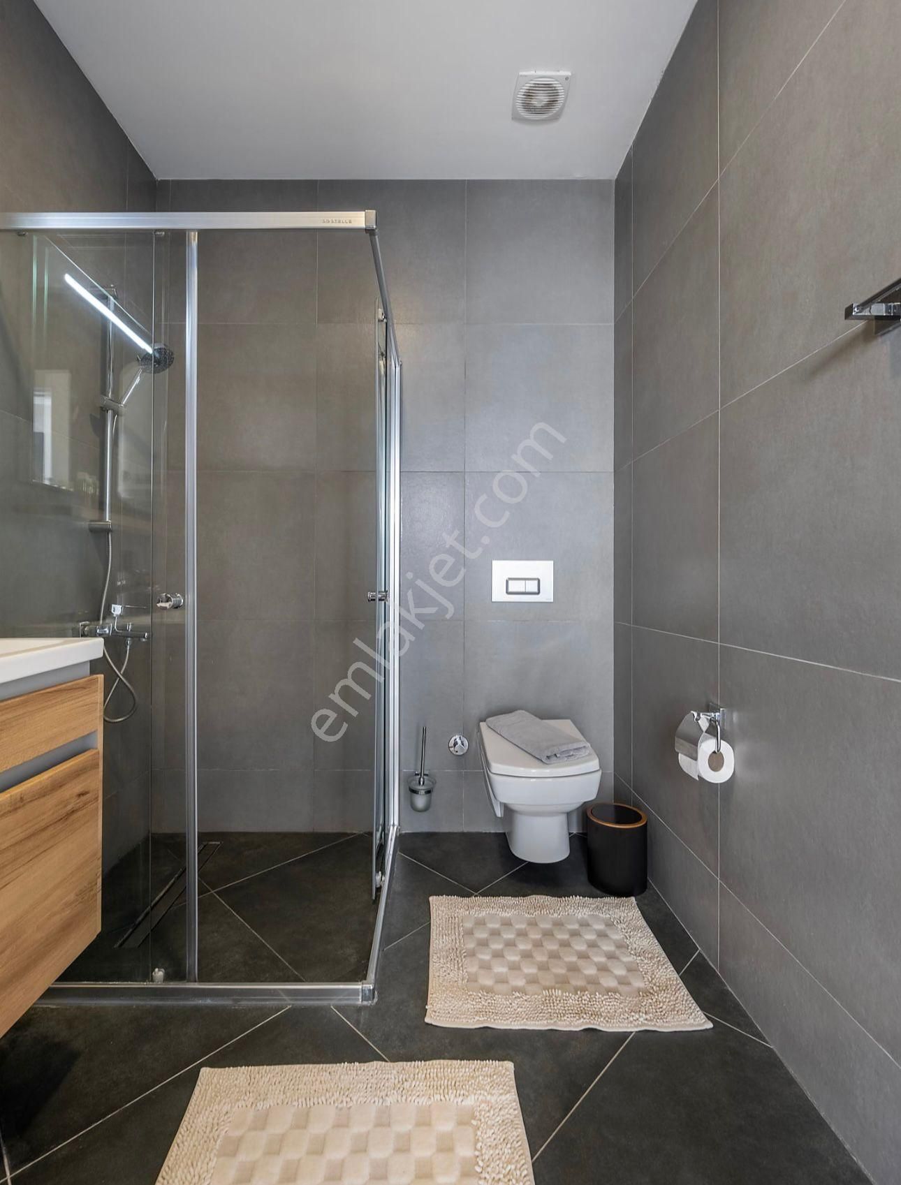 Bitez'de Site İçi, Eşyalı Satılık Daire - Görsel 33