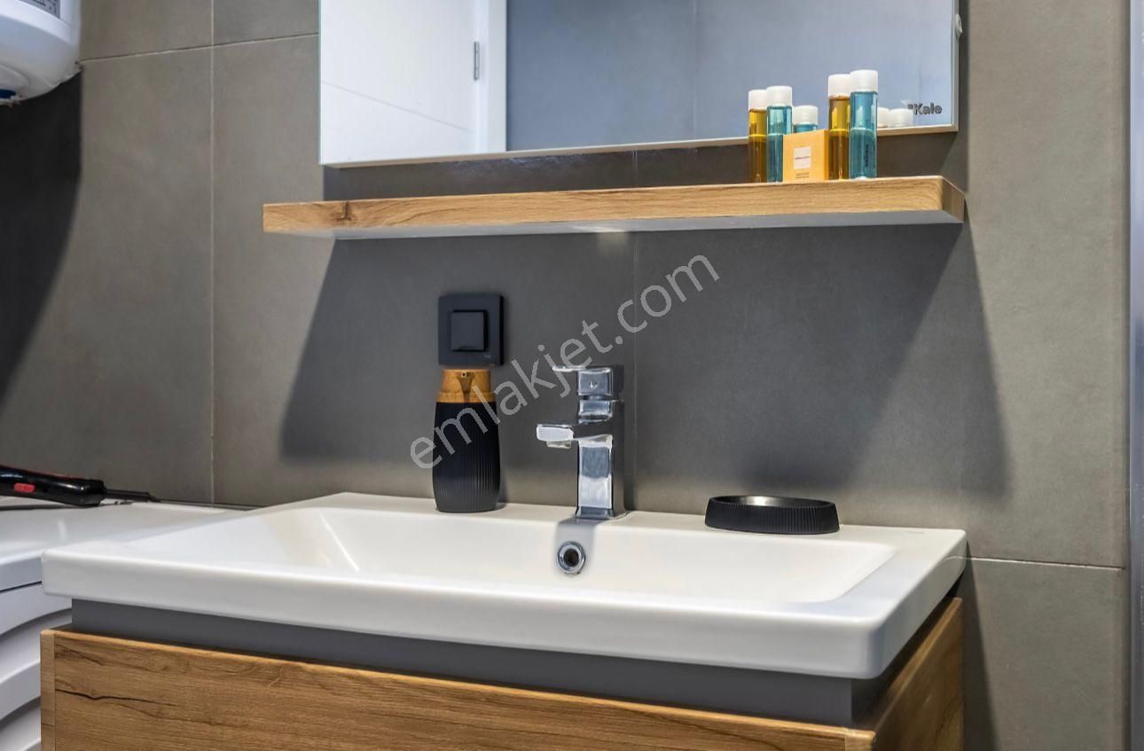 Bitez'de Site İçi, Eşyalı Satılık Daire - Görsel 25