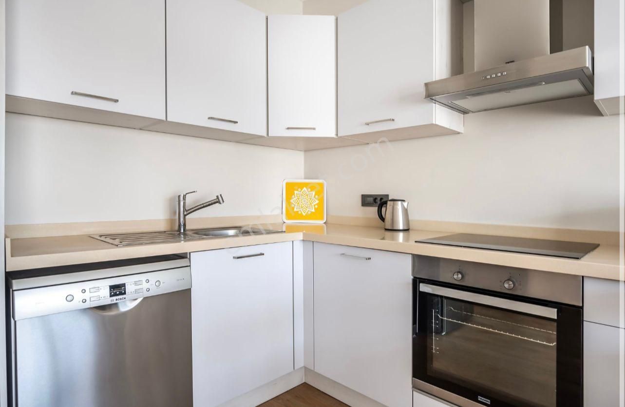 Bitez'de Site İçi, Eşyalı Satılık Daire - Görsel 13