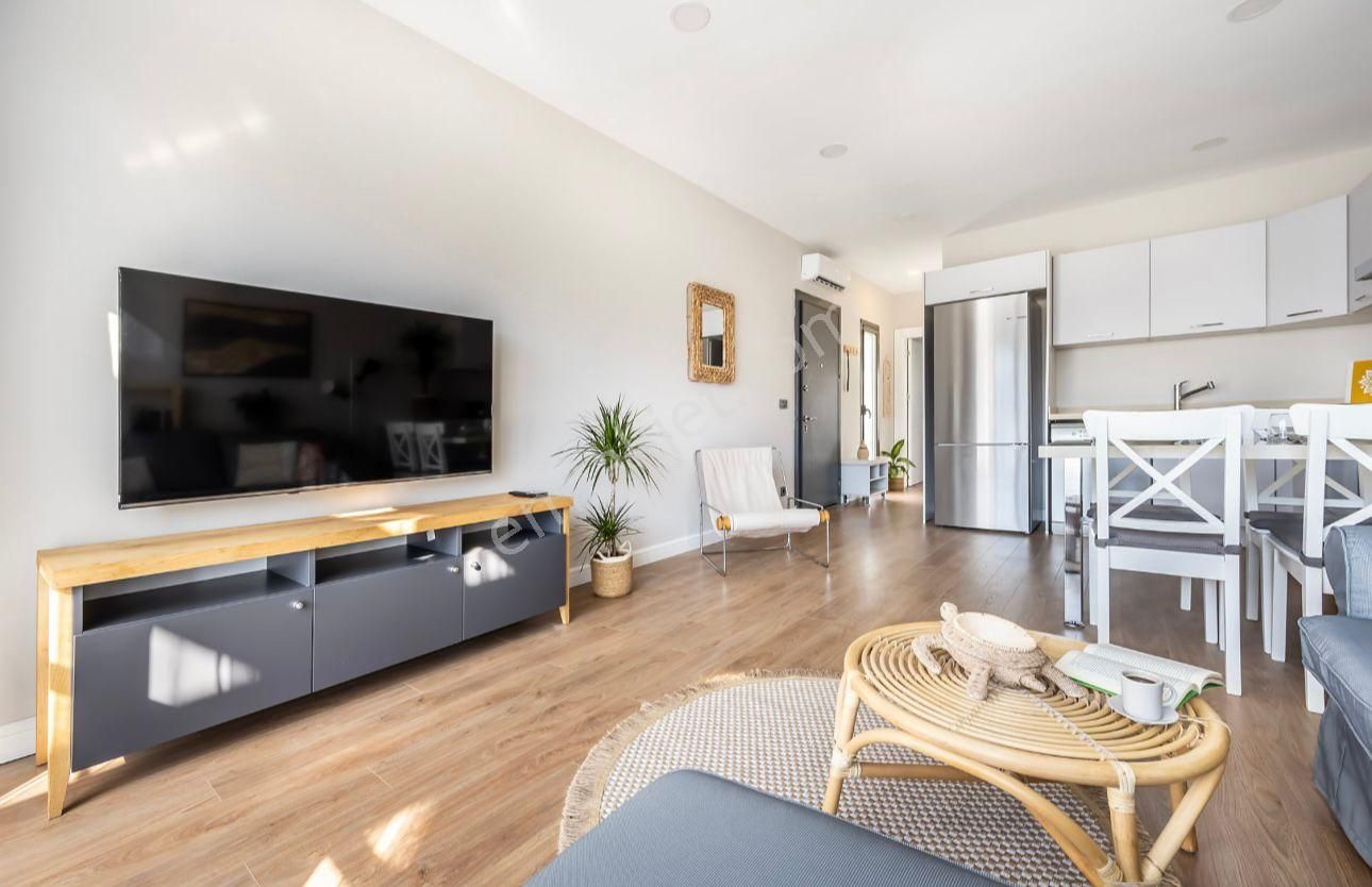 Bitez'de Site İçi, Eşyalı Satılık Daire - Görsel 17