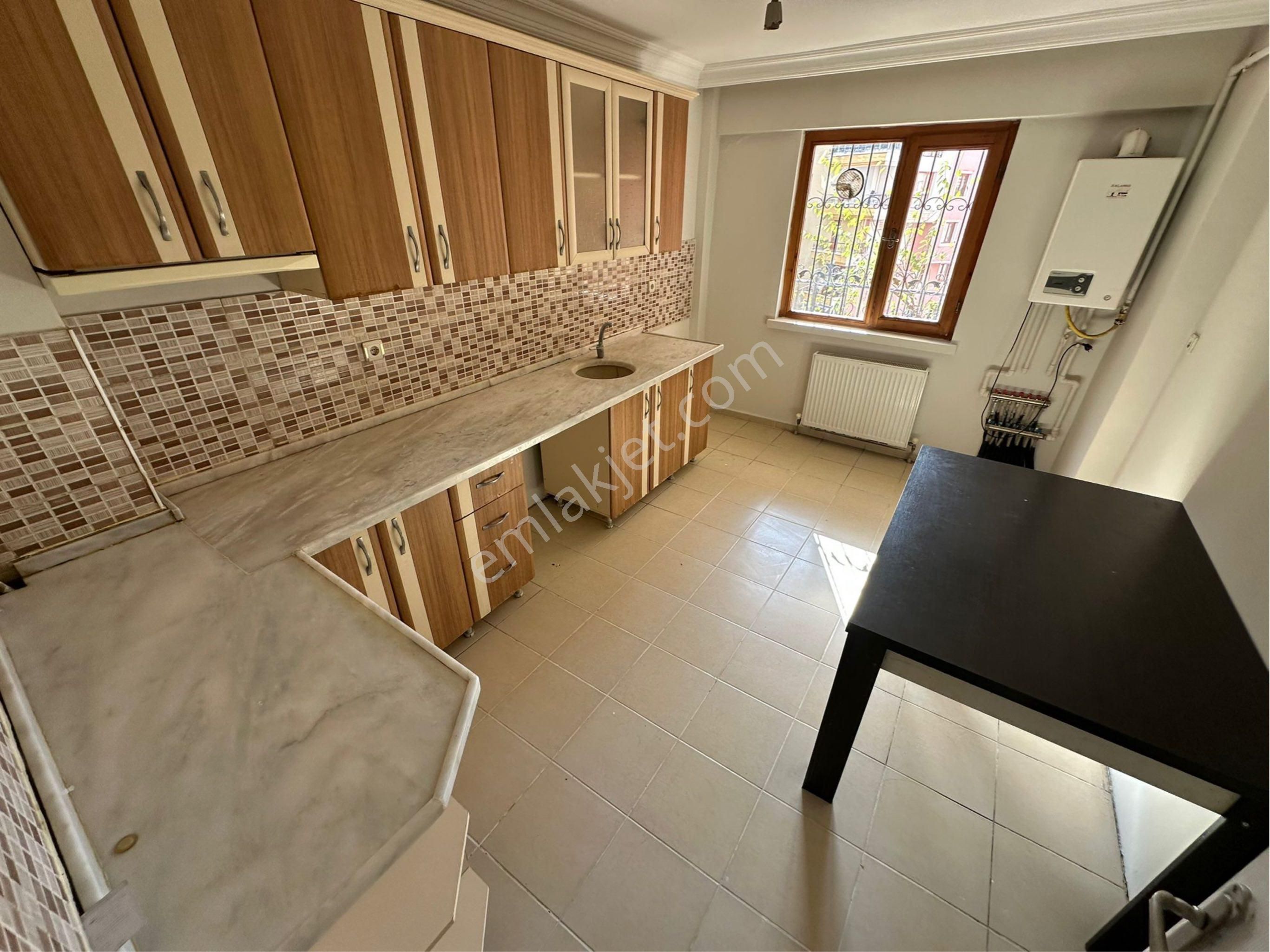 Tekin Emlaktan Emsalsiz Bağcı Caddesi Yanı Ebeveyn Banyolu Çift Tapulu Yatırımlık Fırsat Dairesi !! - Görsel 30