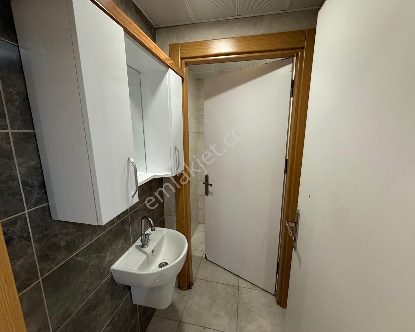 Şeker Toki Konutlarında Satılık Ara Kat Full Yapılı Fırsat Daire - Görsel 10