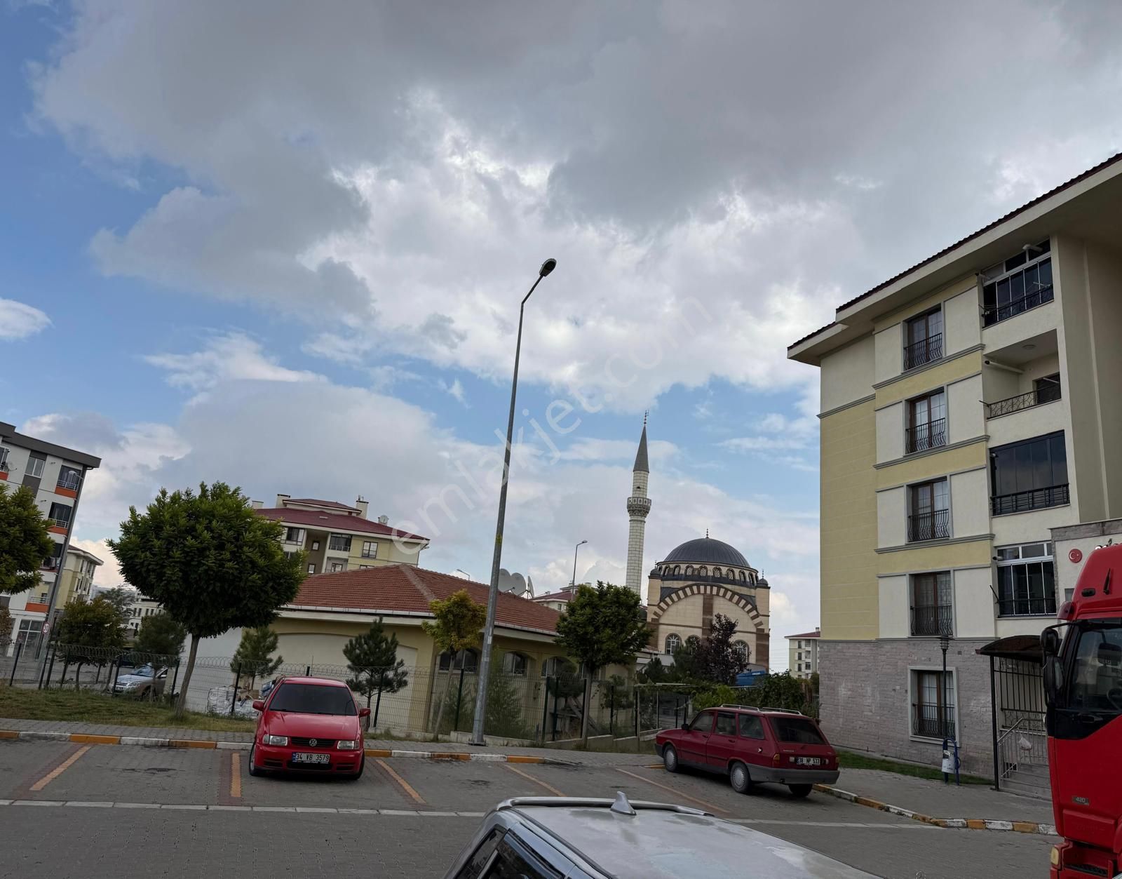 Şeker Toki Konutlarında Satılık Ara Kat Full Yapılı Fırsat Daire - Görsel 16