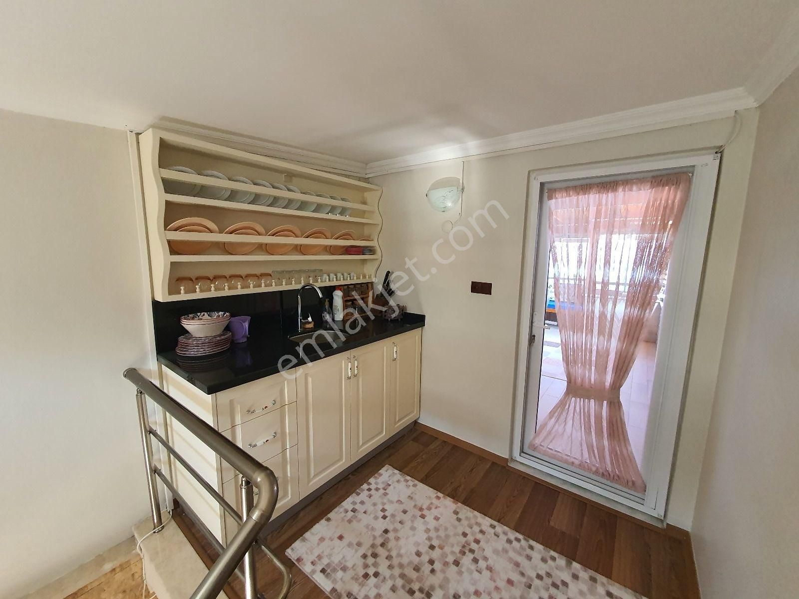 Balıkesir Burhaniye Pelitköy Sahilde Havuzlu Sitede Satılıkvilla - Görsel 19