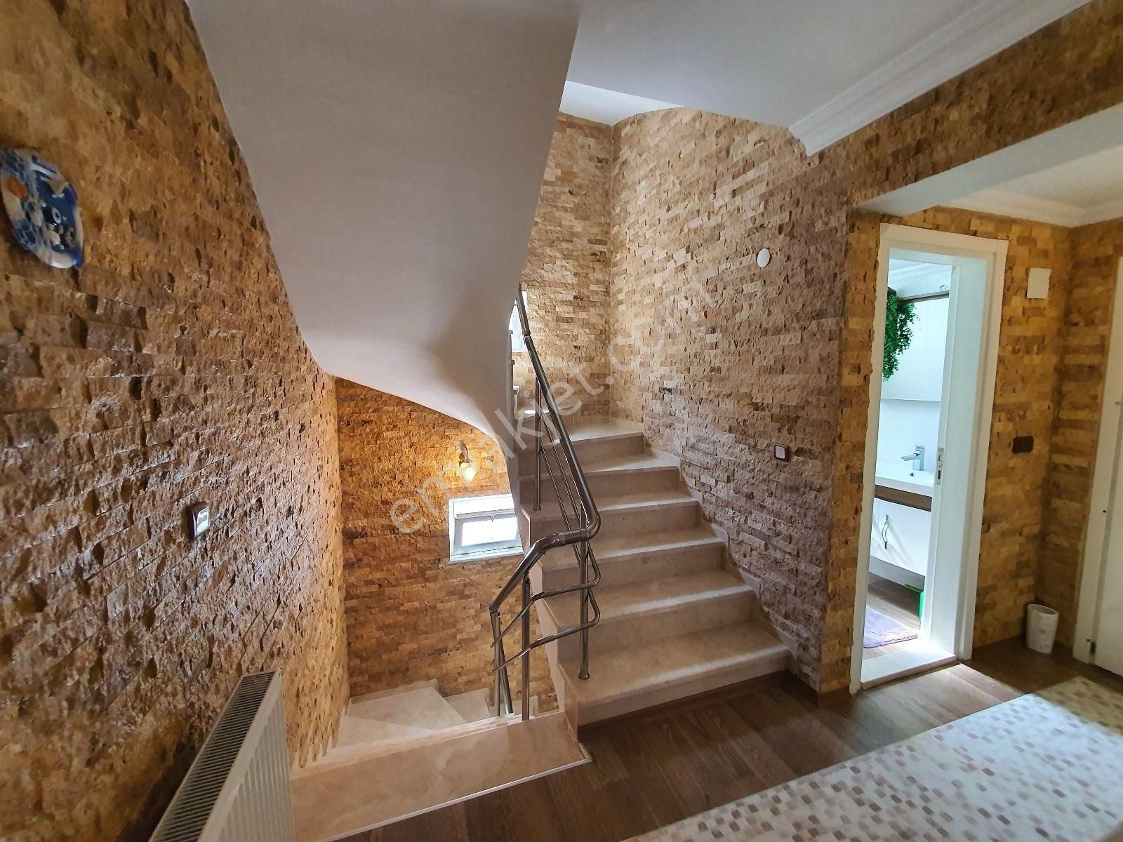 Balıkesir Burhaniye Pelitköy Sahilde Havuzlu Sitede Satılıkvilla - Görsel 13