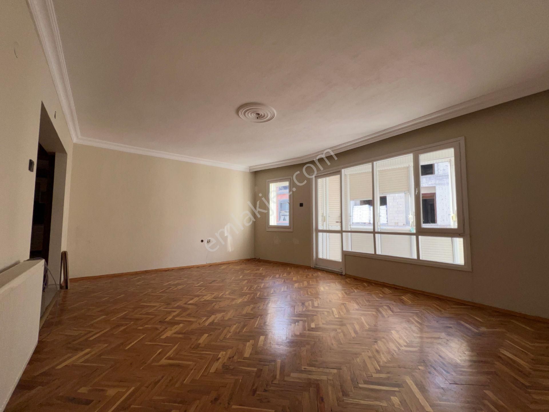 Karşıyaka Alaybey İzban Yakını Kiralık 3+1 Daire - Görsel 6