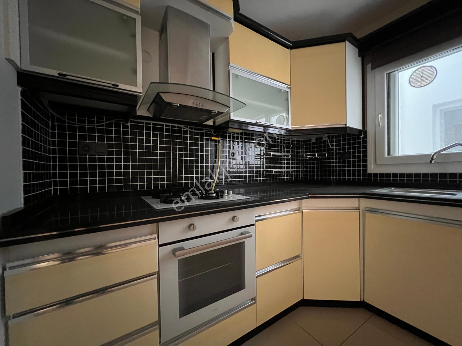 Karşıyaka Alaybey İzban Yakını Kiralık 3+1 Daire - Görsel 9