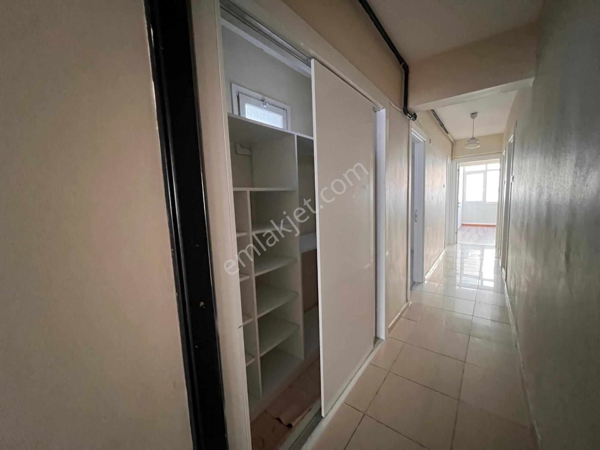 Karşıyaka Alaybey İzban Yakını Kiralık 3+1 Daire - Görsel 10