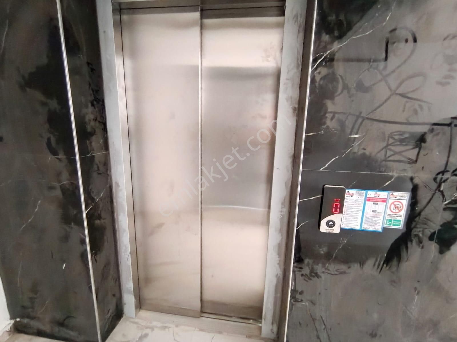 İzmir Torbalı Muratbeyde Satılık 1+1 Lüks Sıfır Arakat Daire - Görsel 9