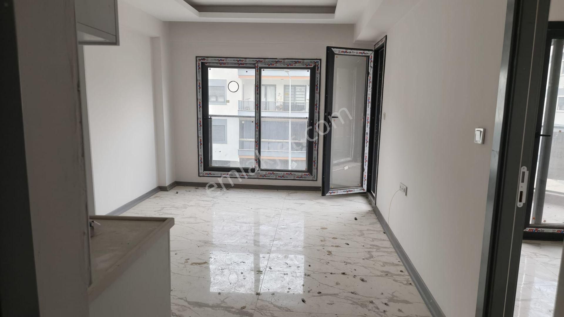 İzmir Torbalı Muratbeyde Satılık 1+1 Lüks Sıfır Arakat Daire - Görsel 4