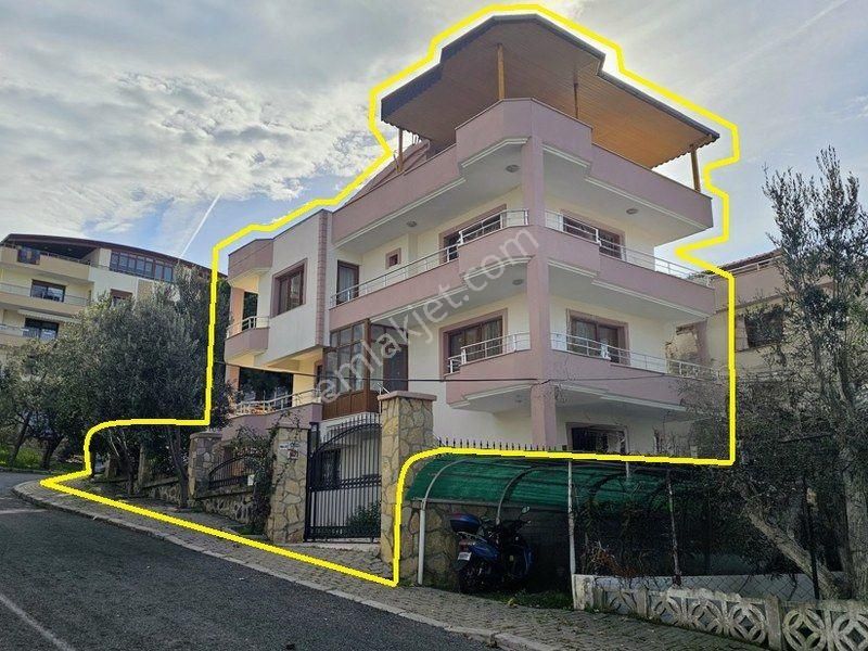 Bülent Ateşci'den 197 Sk. Gültekin Eren Sokakta 5+2 Müstakil Ev