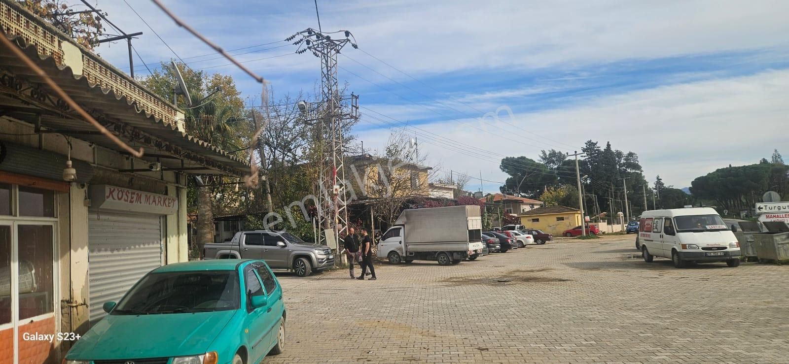 Tire–torbalı Yoluna Cephe 251m² 4+1 Ev + 4 Dükkan + Depo + Garaj - Görsel 16