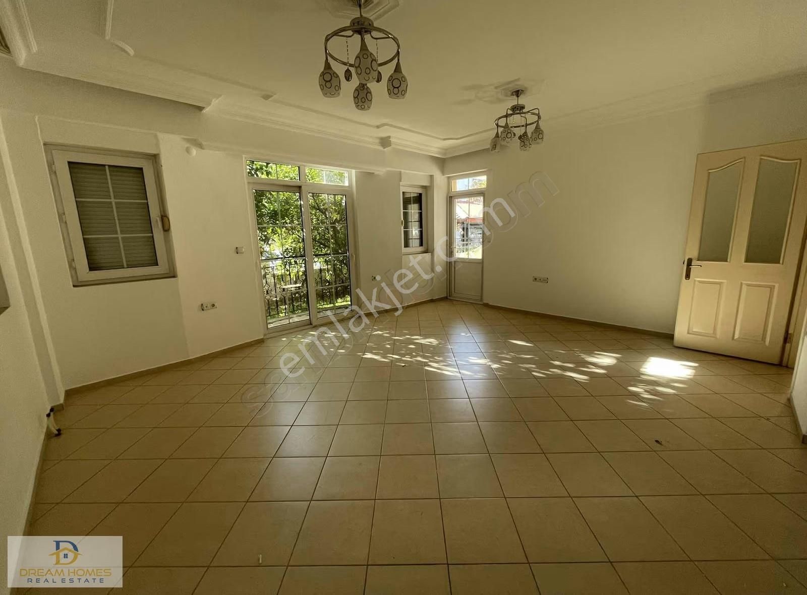 Fethiye Merkezde Aydınlık Ve Ferah, 4+1 Geniş Kiralık Daire - Görsel 3