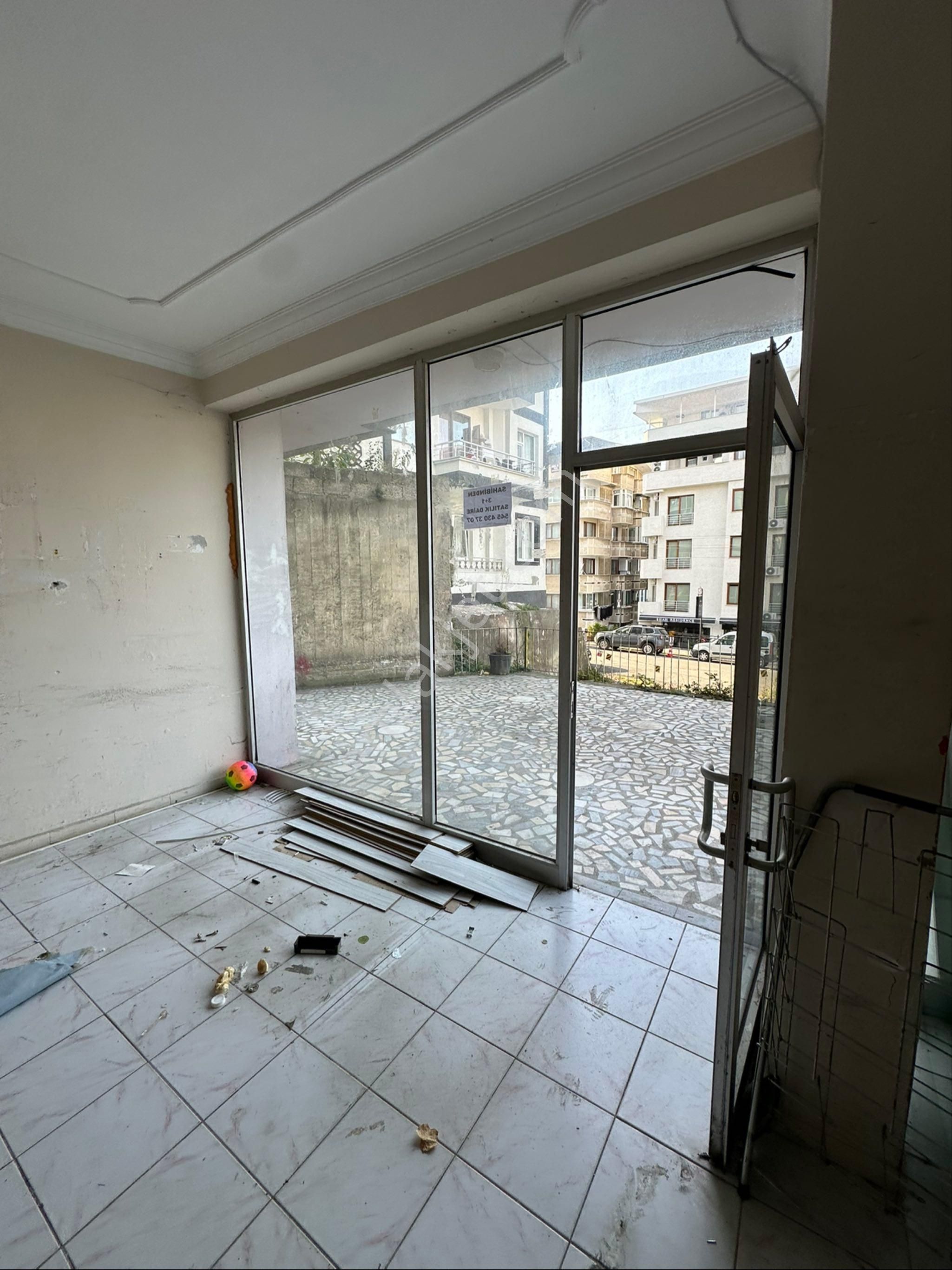 Kiralik Depo Dükkan Olmaz İçeri Bir Kaç Magzemede Atilip Kalinabilir - Görsel 20