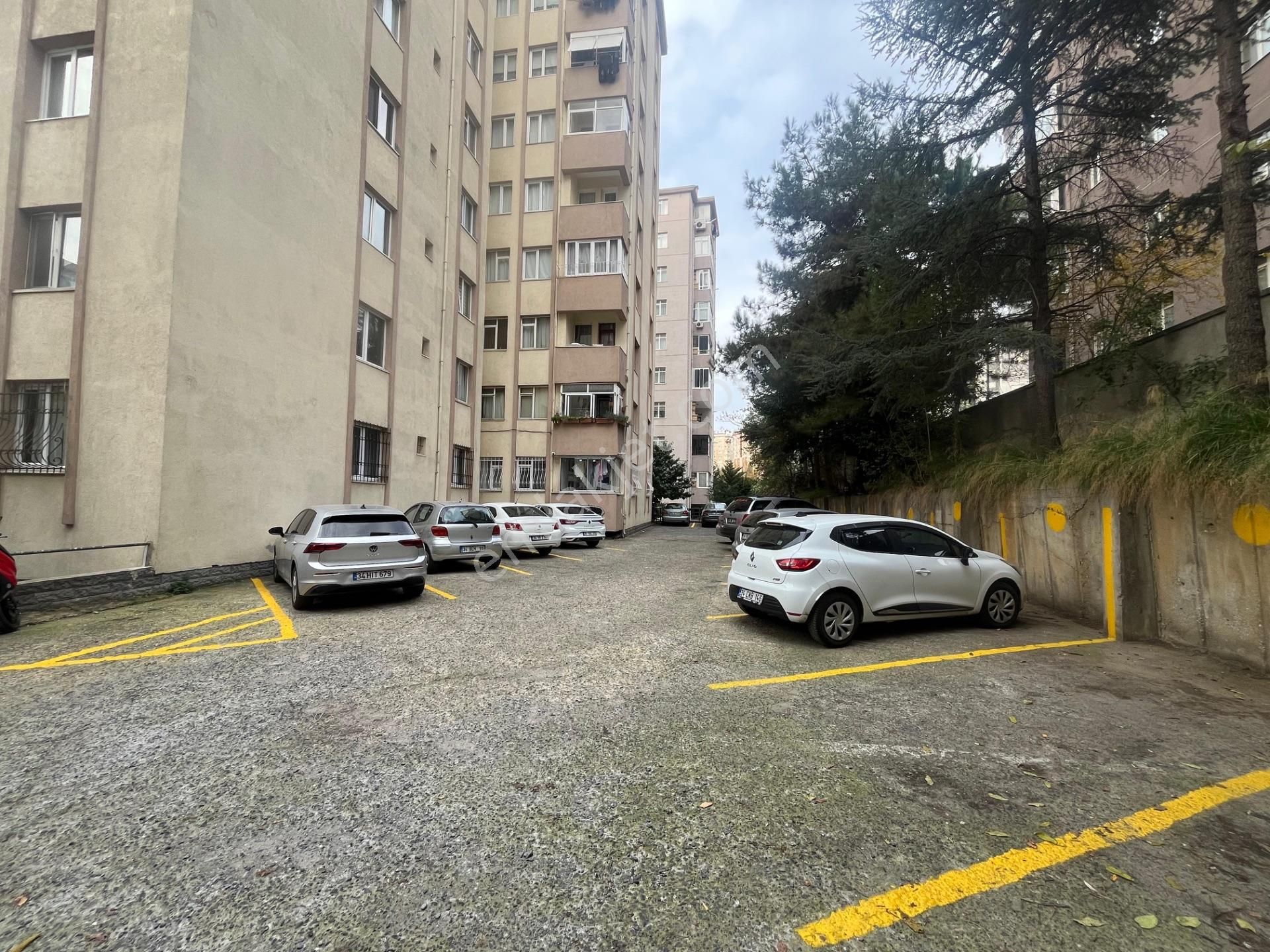 Uğur Mumcu'da Ana Cadde Üzerinde 3+1 Satılık Boş Daire - Görsel 24