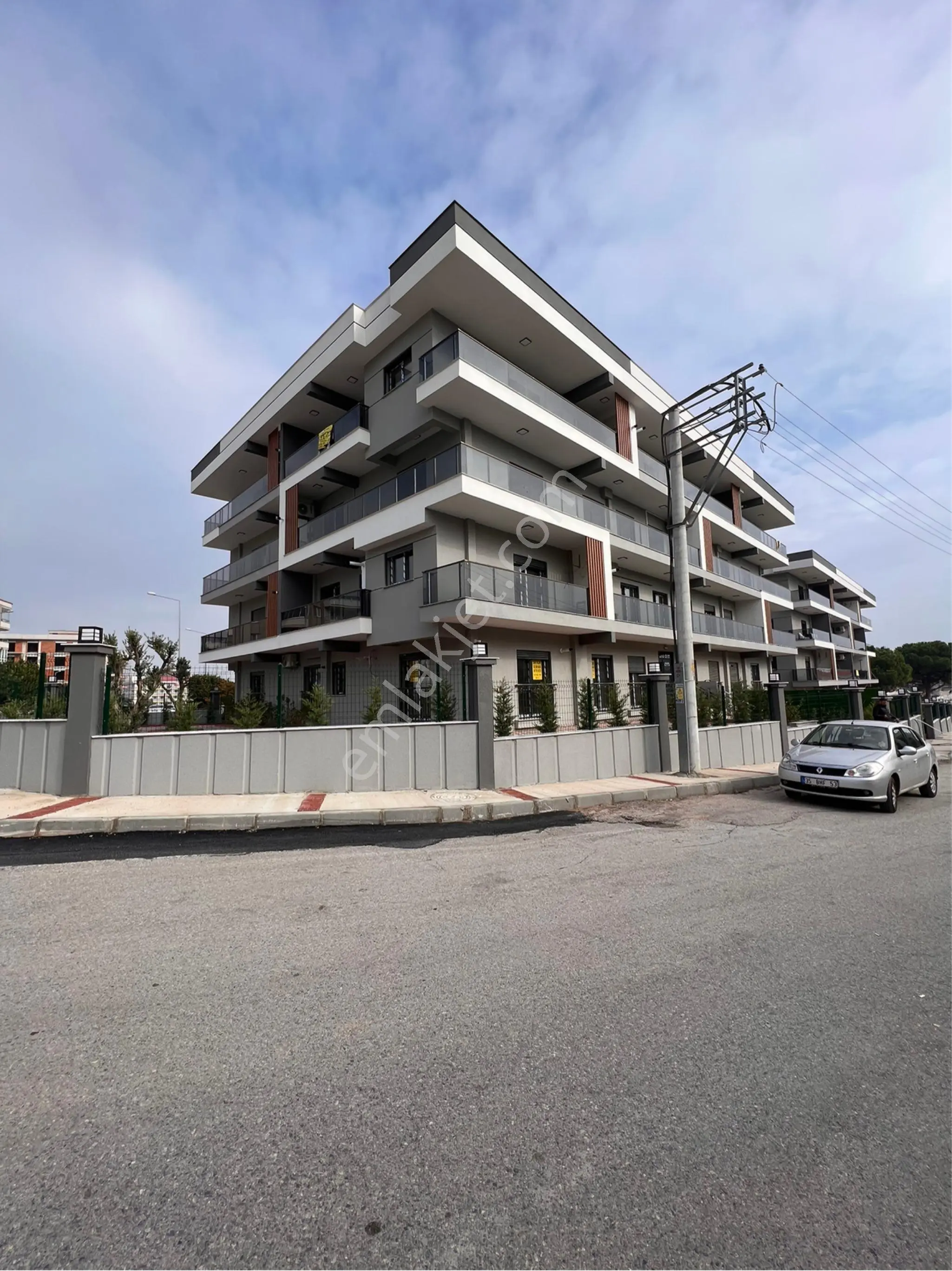 Gaziemir Irmak Mah 3+1 115m2 Satılık Sıfır Lüks Daire - Görsel 2