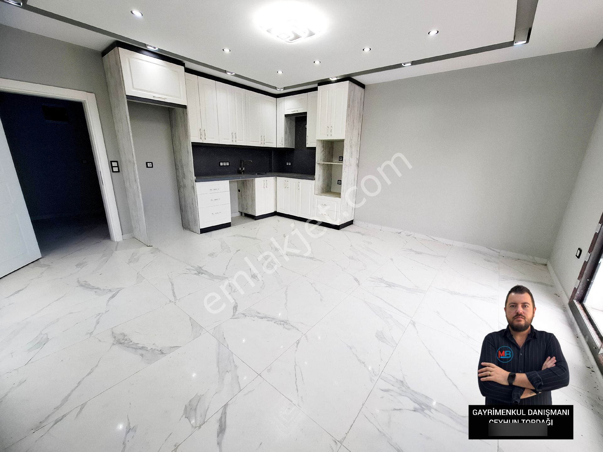 Didimde Satılık 3+1 Sıfır Tripleks Bahçeli Müstakil Villa - Görsel 11