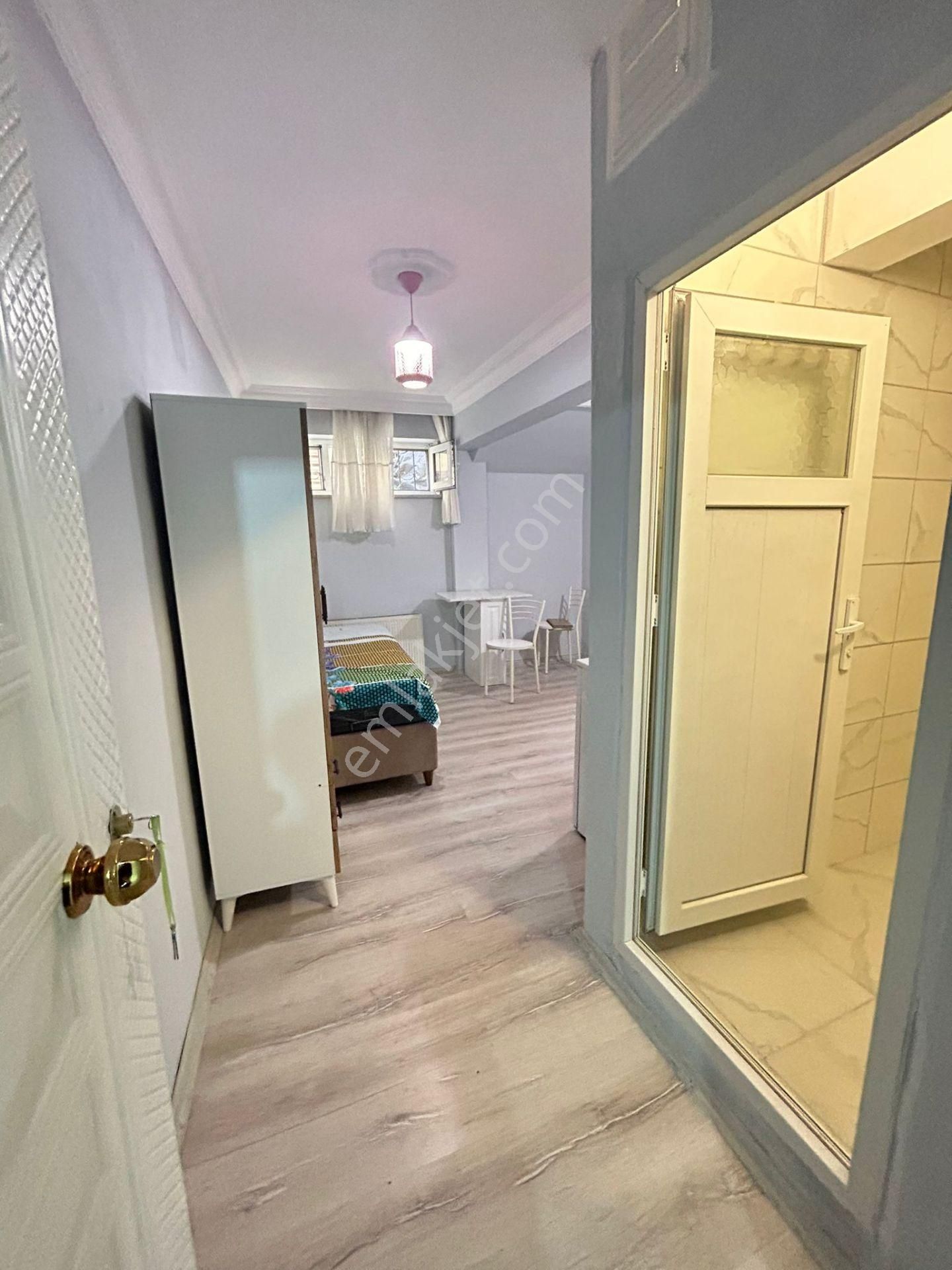 Aydın Team'den Nişanca Mah. 1+0 30m2 Balkonlu Eşyalı Kiralık Daire - Görsel 2