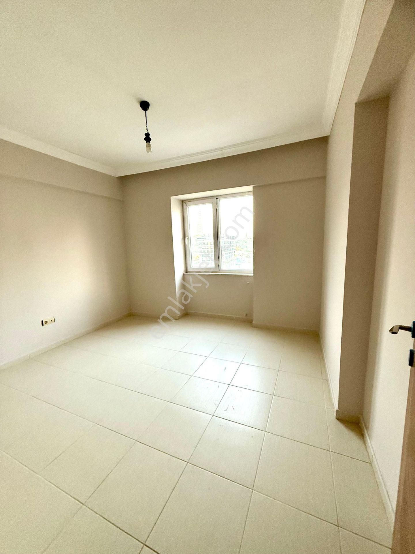 Konyaaltı Tenis Resort Sitesi – 3+1 Daire - Görsel 5