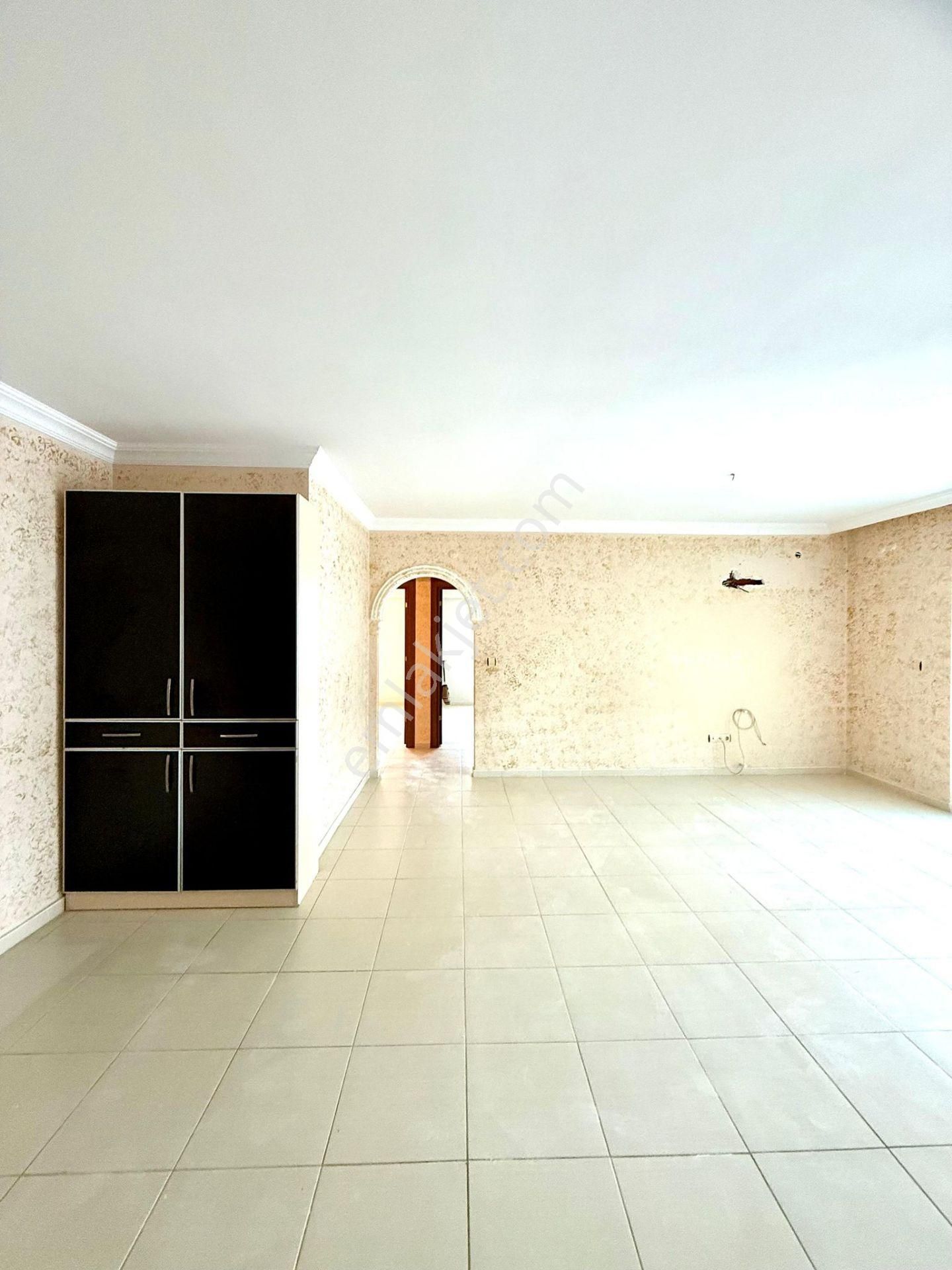 Konyaaltı Tenis Resort Sitesi – 3+1 Daire - Görsel 2