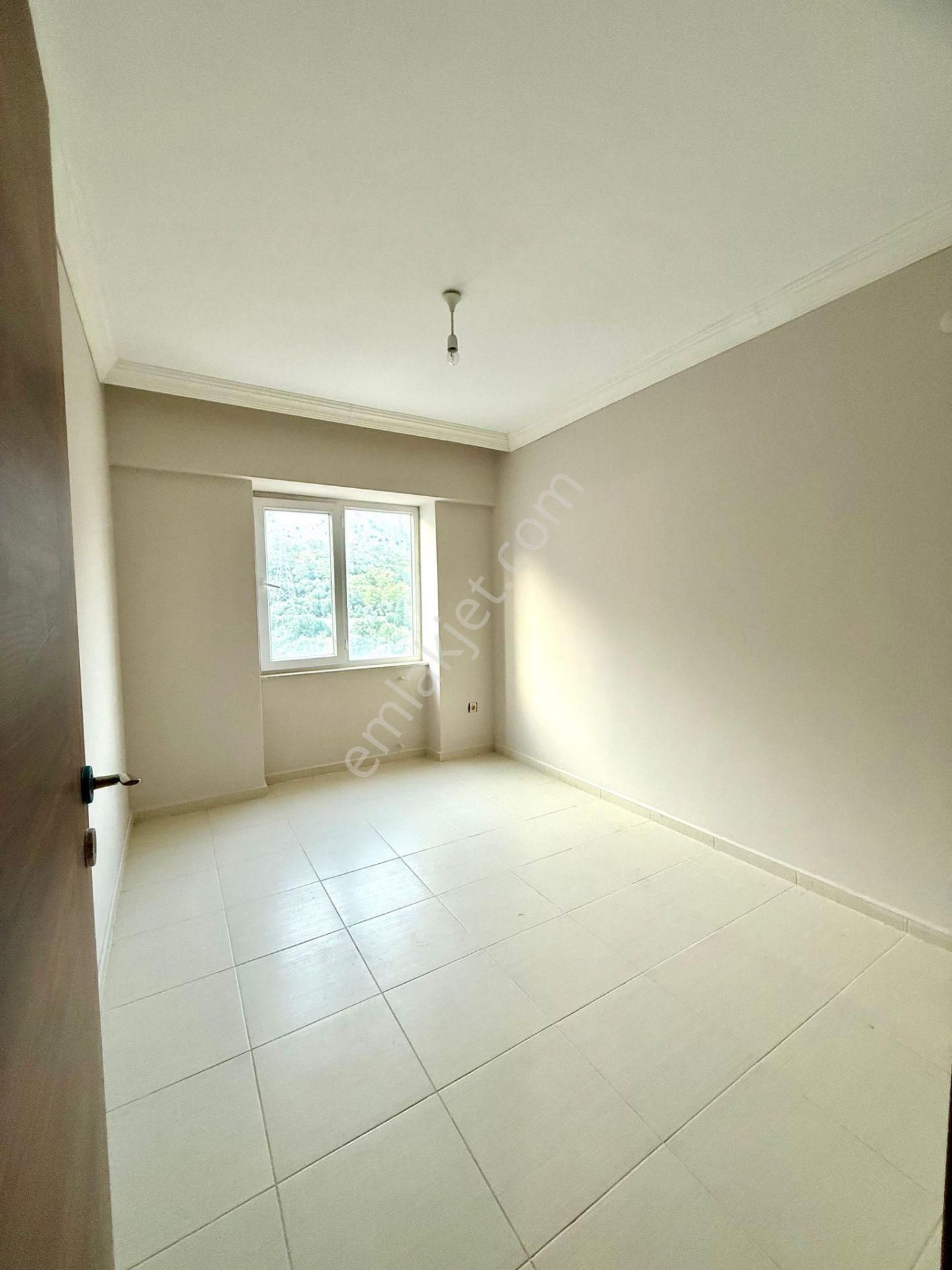 Konyaaltı Tenis Resort Sitesi – 3+1 Daire - Görsel 15