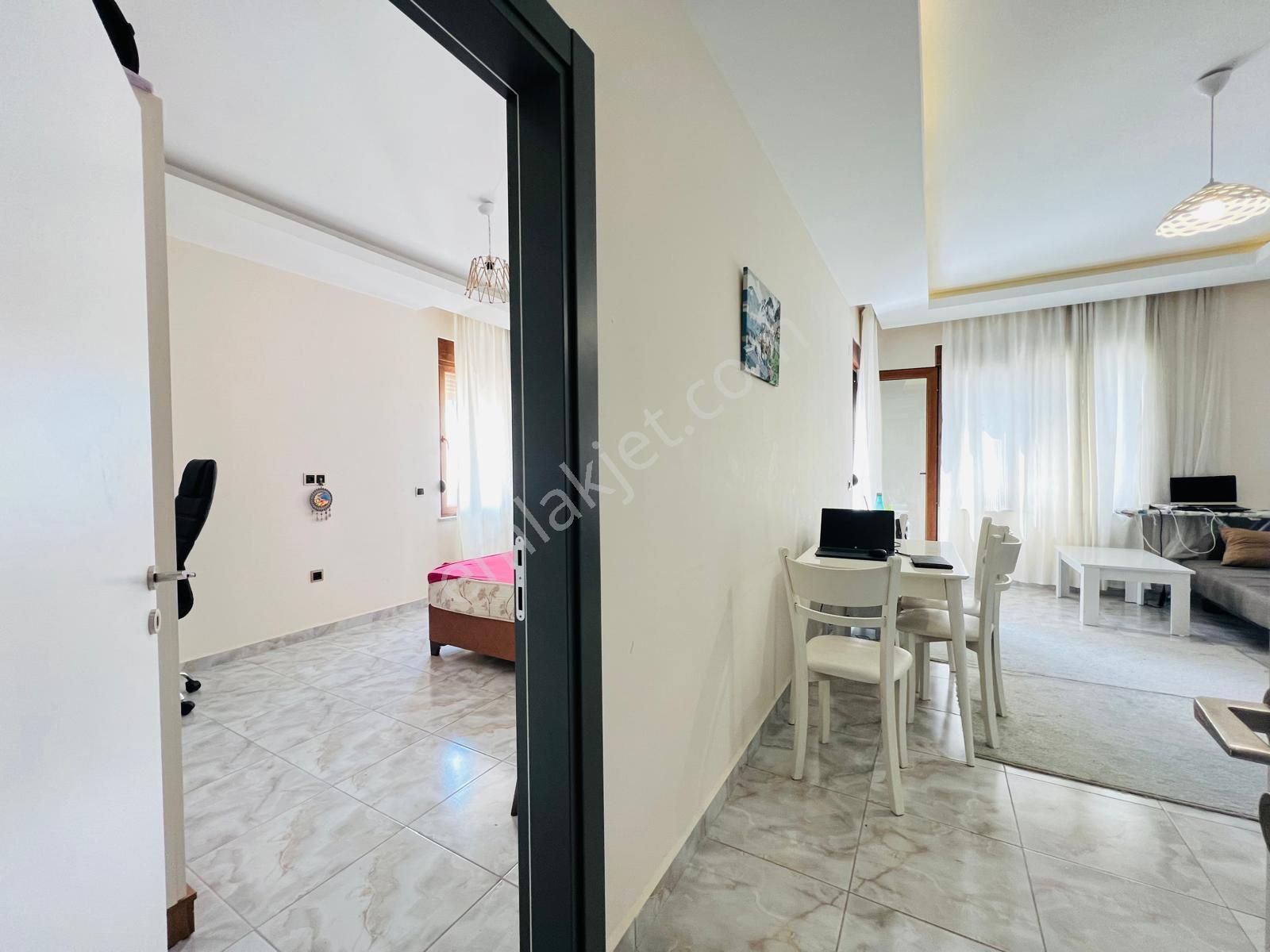 Obada Bölge Hastanesine Karşısı Eşyali Satılık 1+1 Daire - Görsel 18