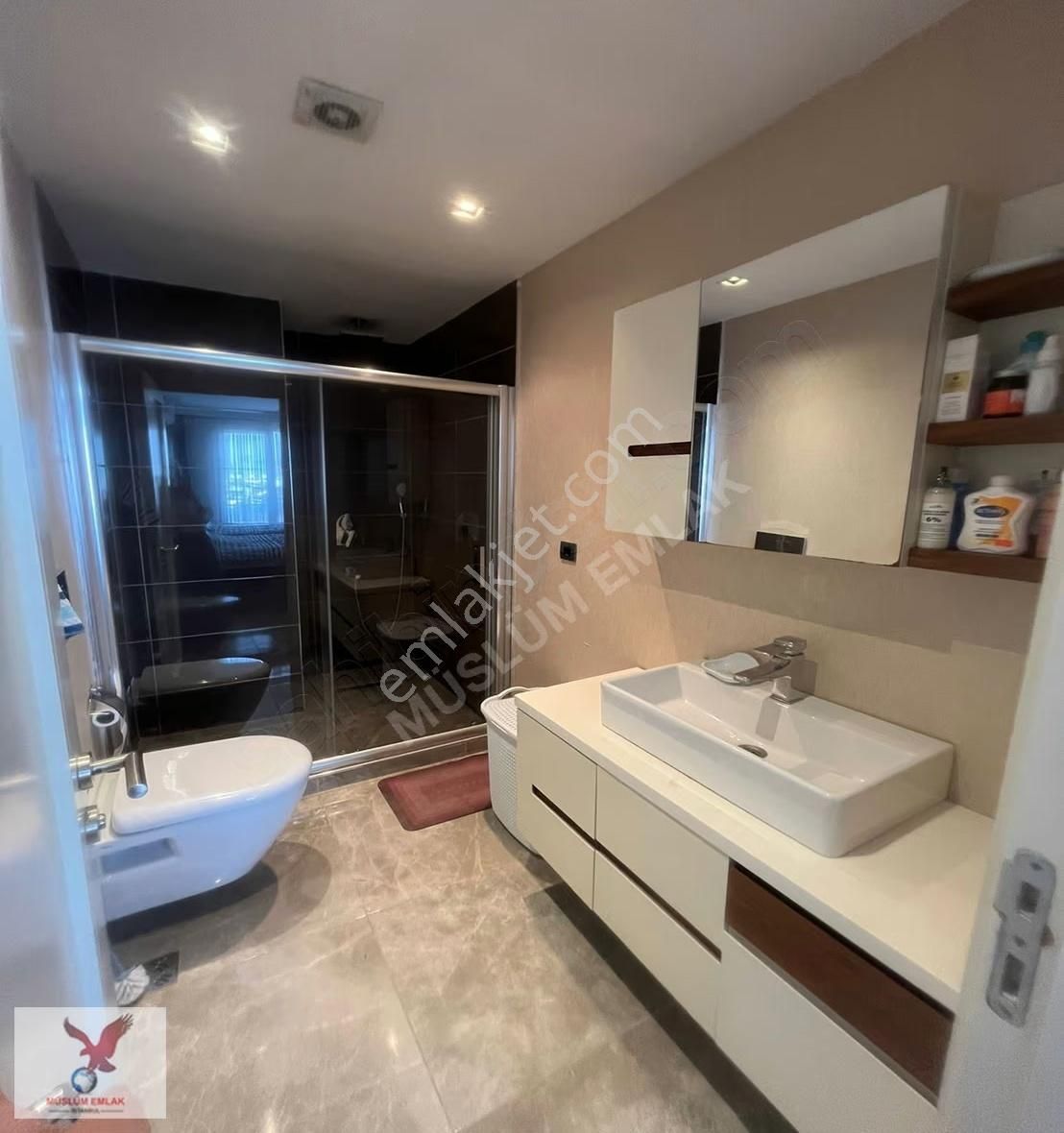 Avcılar Cihangirde Gül Park Sitesinde 2+1 Satılık Ara Kat Daire - Görsel 9