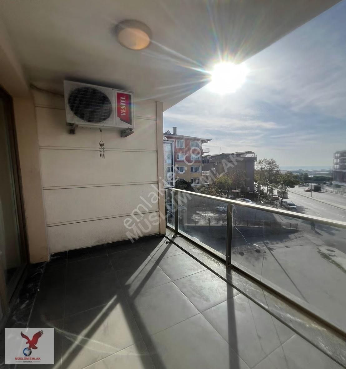 Avcılar Cihangirde Gül Park Sitesinde 2+1 Satılık Ara Kat Daire - Görsel 3