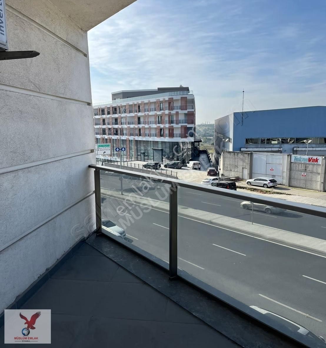 Avcılar Cihangirde Gül Park Sitesinde 2+1 Satılık Ara Kat Daire - Görsel 21