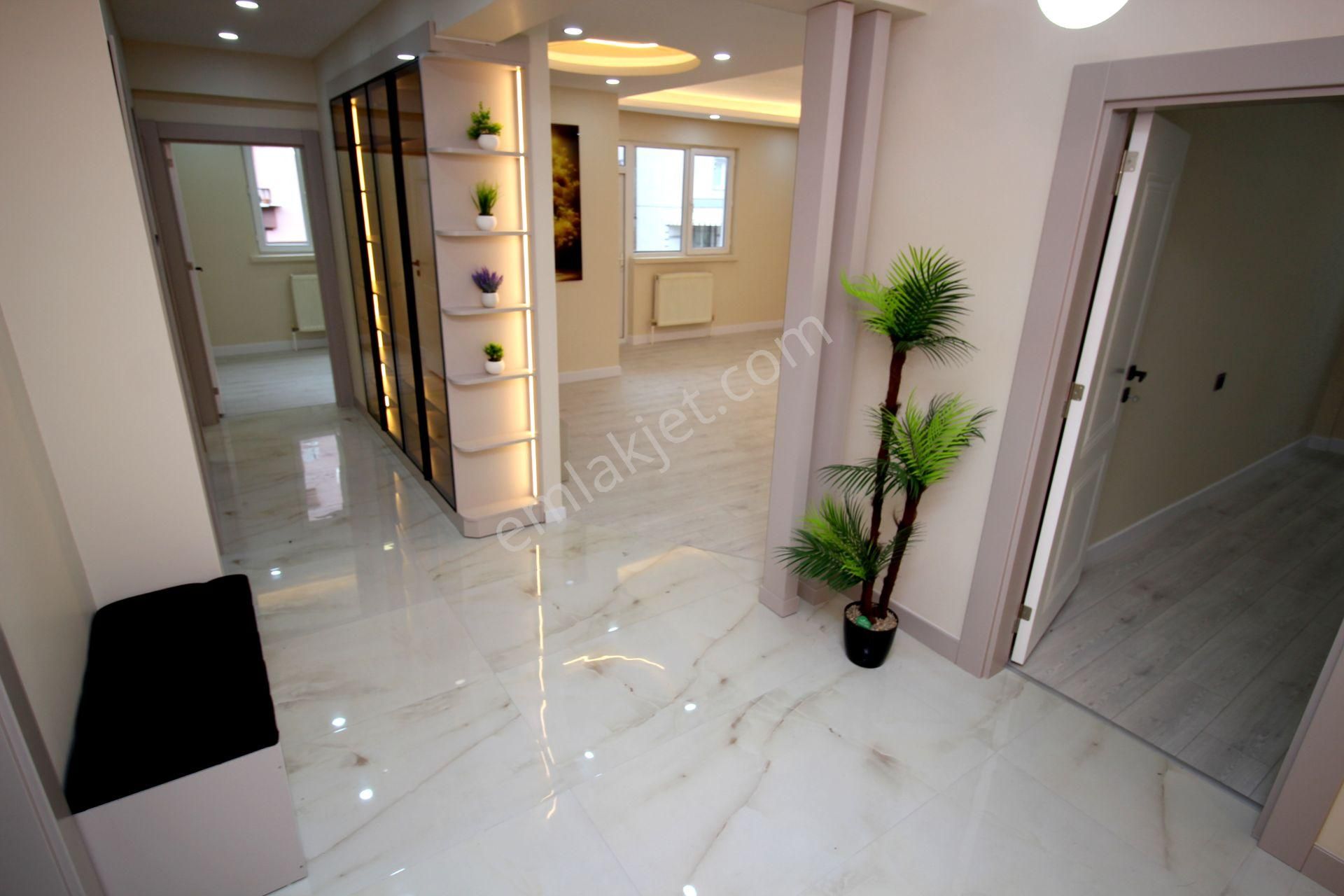 Emre Emlaktan Mareşal Çakmakta Mimari Tasarımlı Oturuma Hazır 3+1 Satılık Daire - Görsel 29