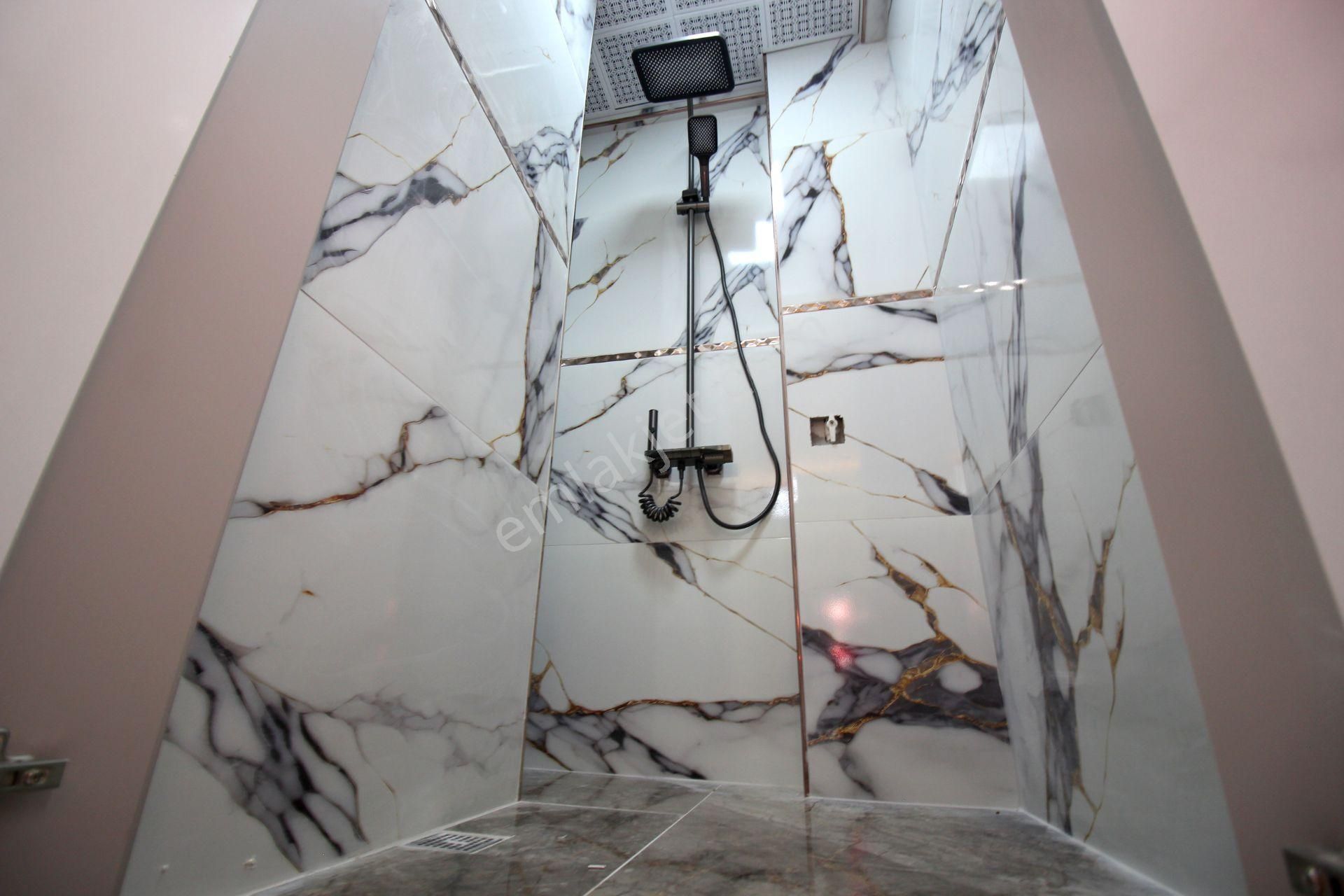 Emre Emlaktan Mareşal Çakmakta Mimari Tasarımlı Oturuma Hazır 3+1 Satılık Daire - Görsel 14