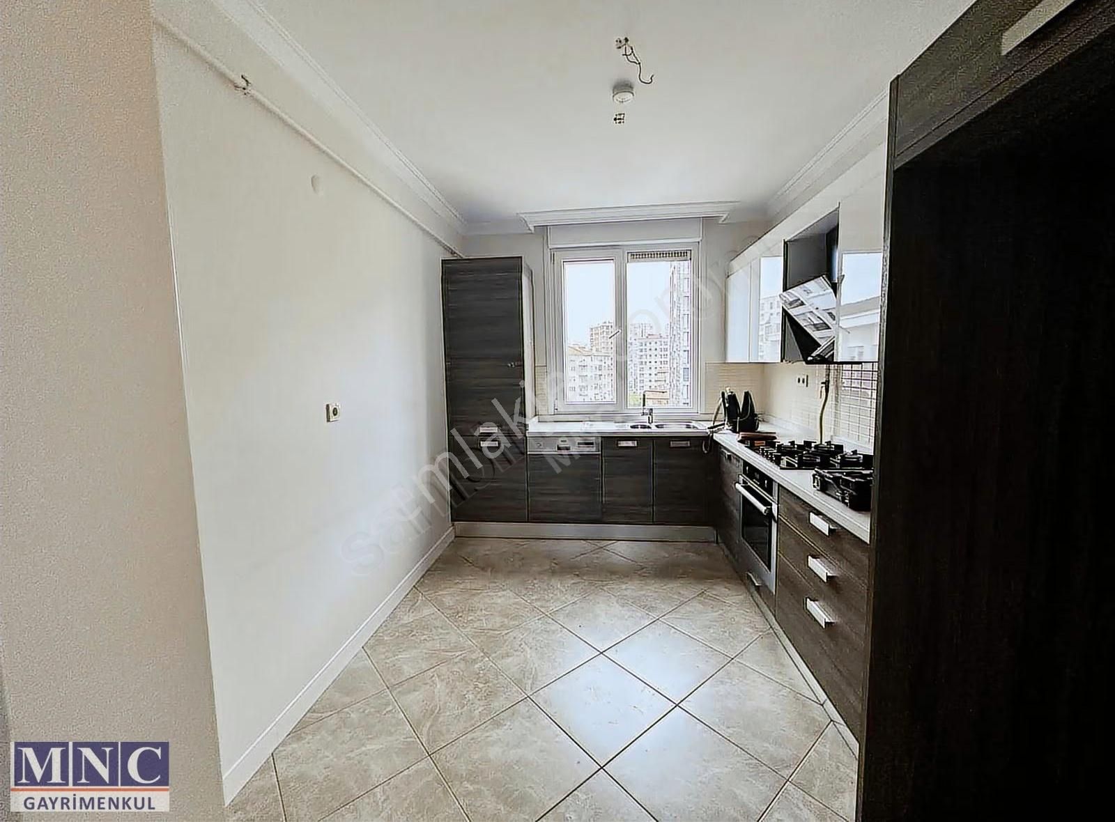 Kaptanarifte Geniş Önü Açık Ferah Satılık Daire - Görsel 2